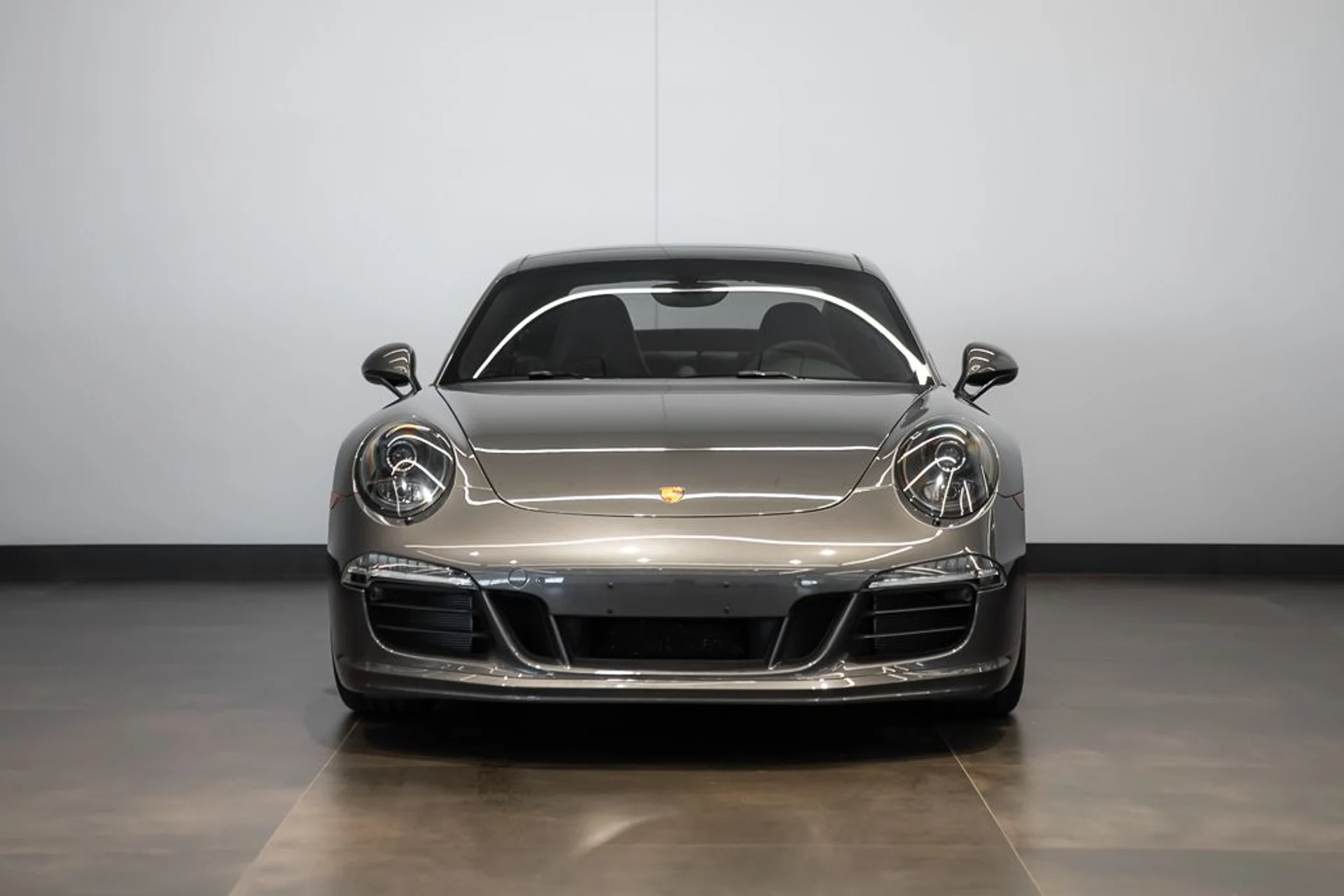 mph001_3863302752_porsche_911_carrera_2016_jpg_v_1762784075_f385bce52a