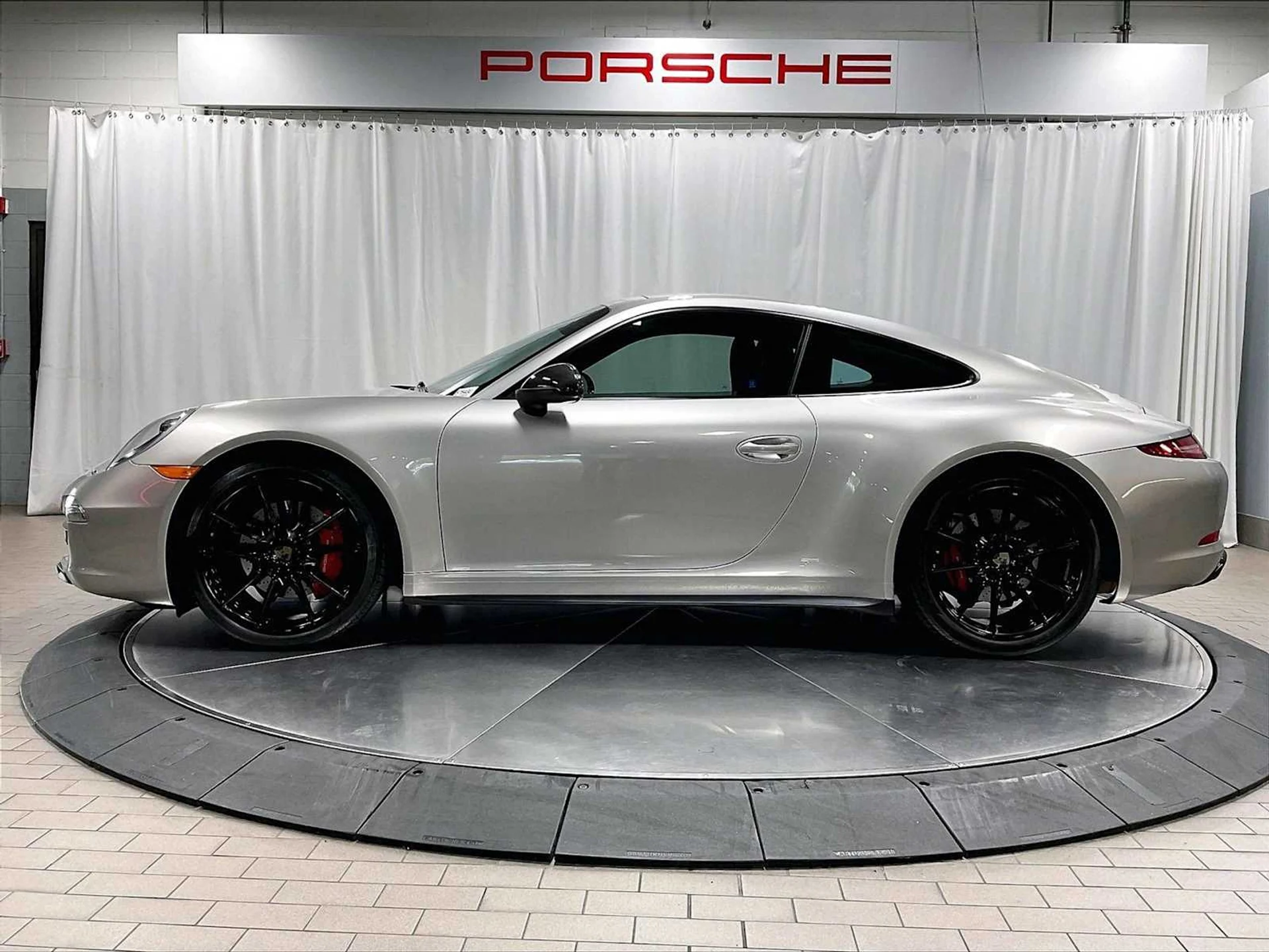 mph001_3869353207_45aaad0f962a4bc5bedc7279d45afbdex_7c7403cece