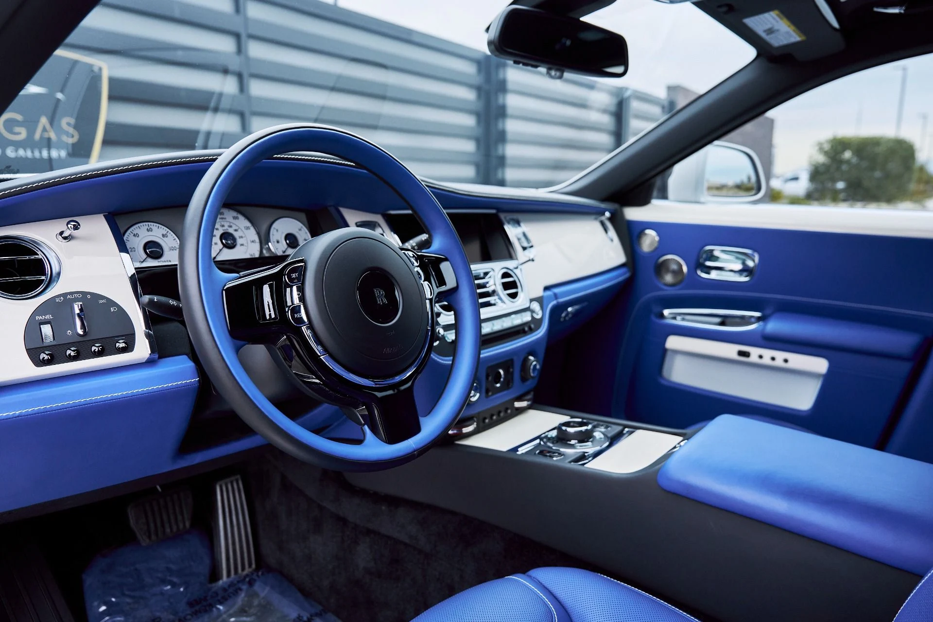 mph001_3872004386_Used_2019_Rolls_Royce_Ghost_Base_1767224233_0284694a5a