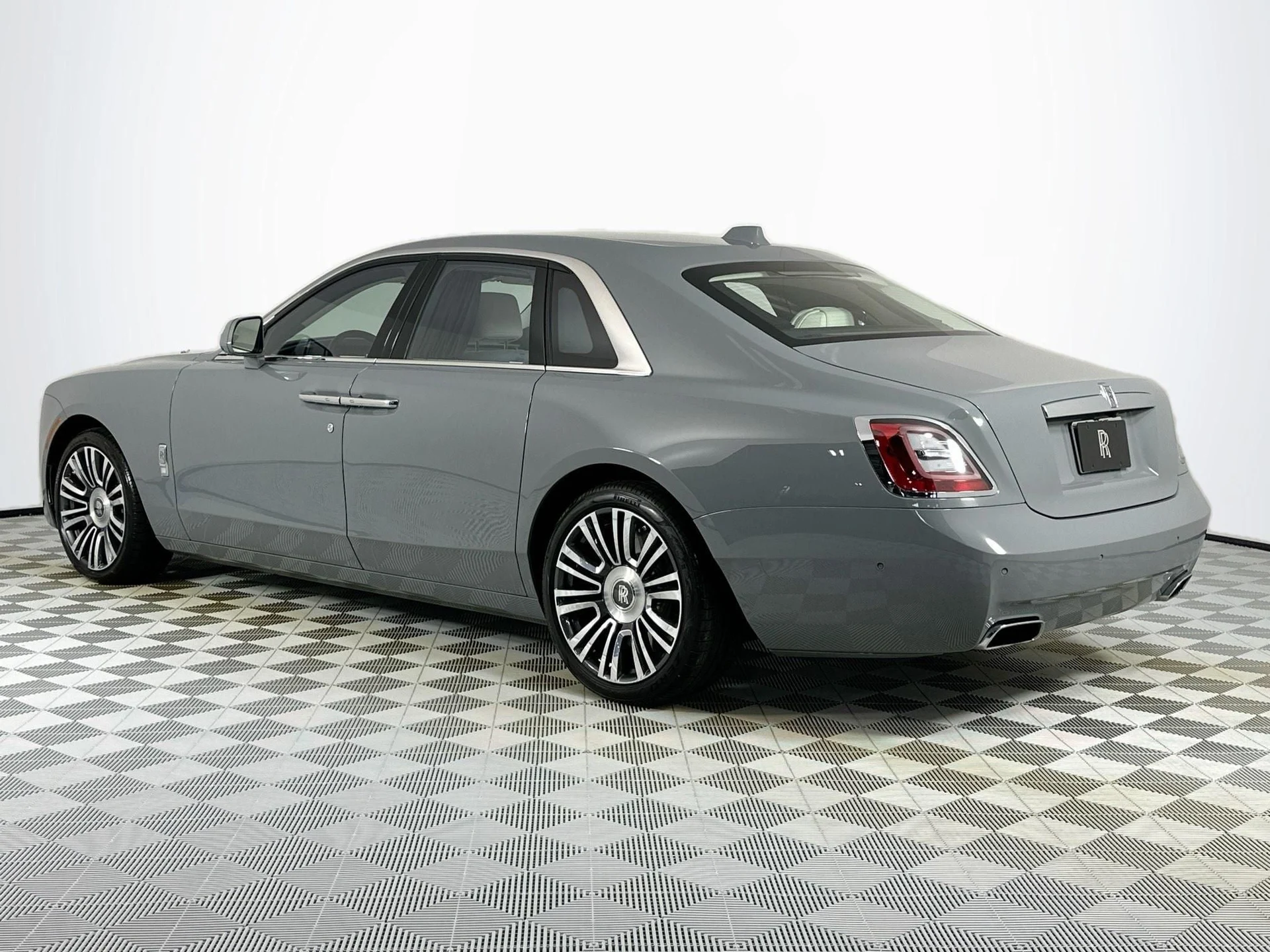 mph001_38913298_2_0f2708234b