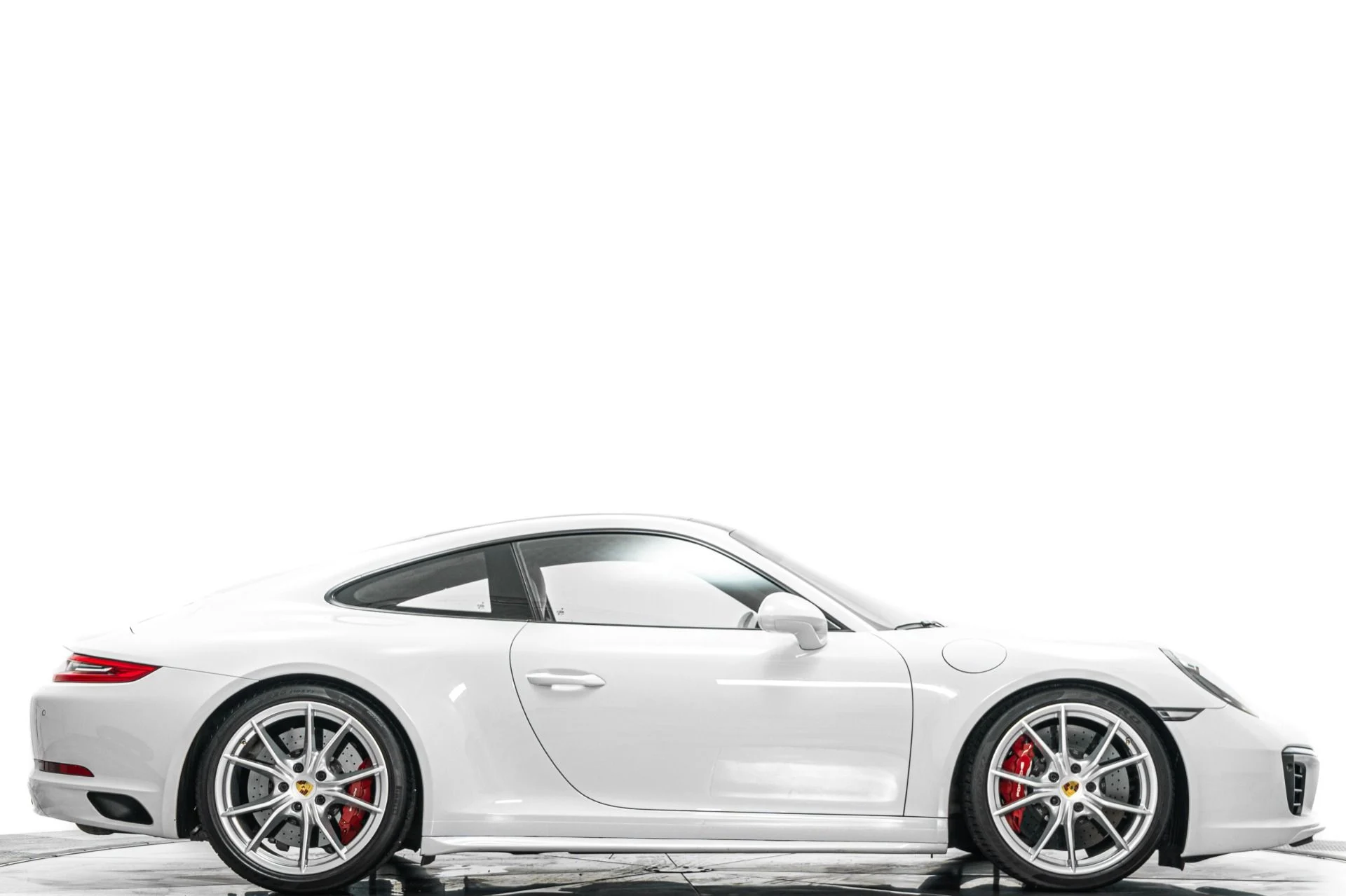 mph001_3892912552_Used_2019_Porsche_911_Carrera_4_S_Sport_Package_Two_Tone_Interior_1782227287_980bb40ae0