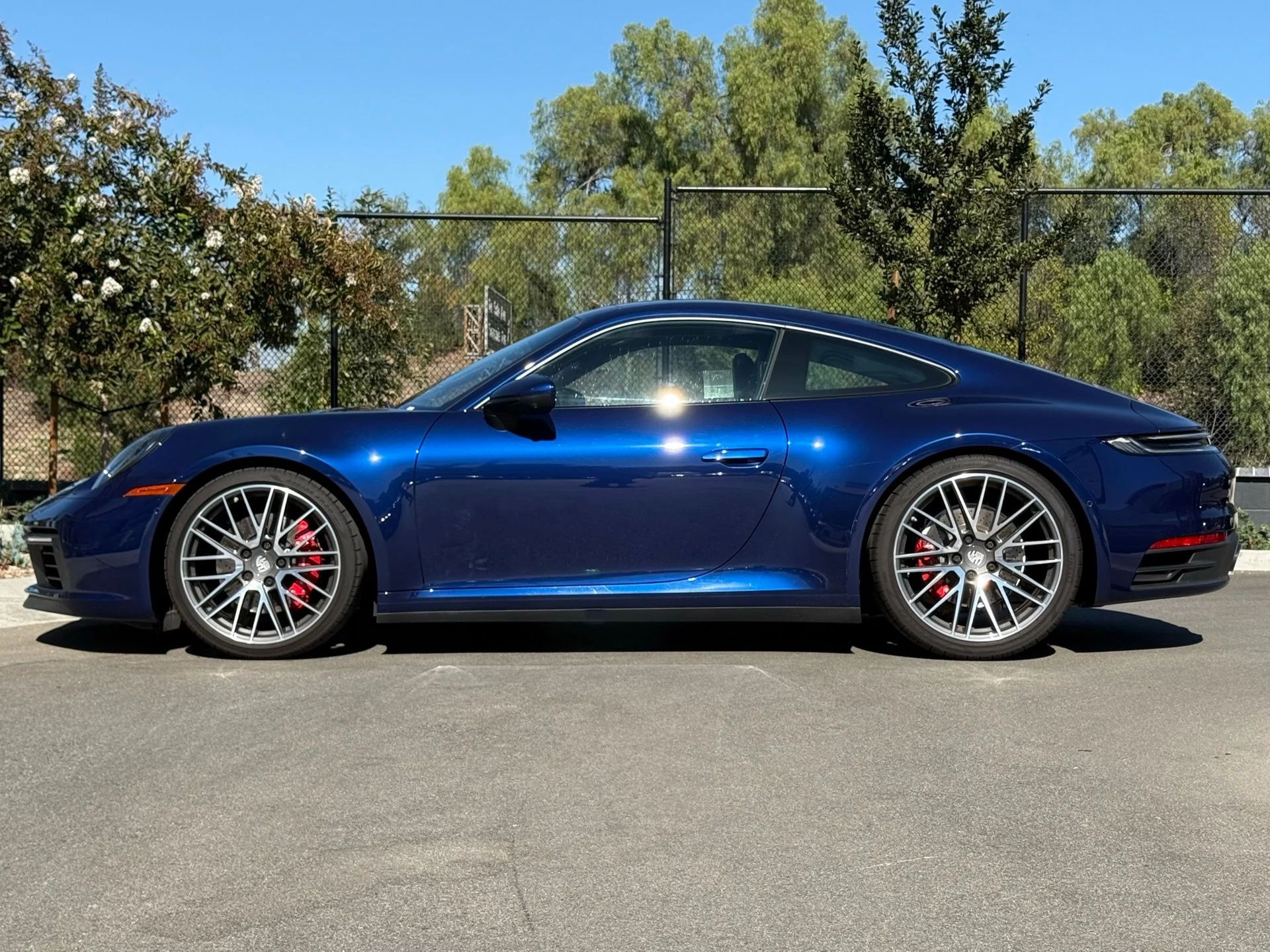 mph001_3899847787_805d269d273dc08eab9b46460dbbe138_0a69a8f400