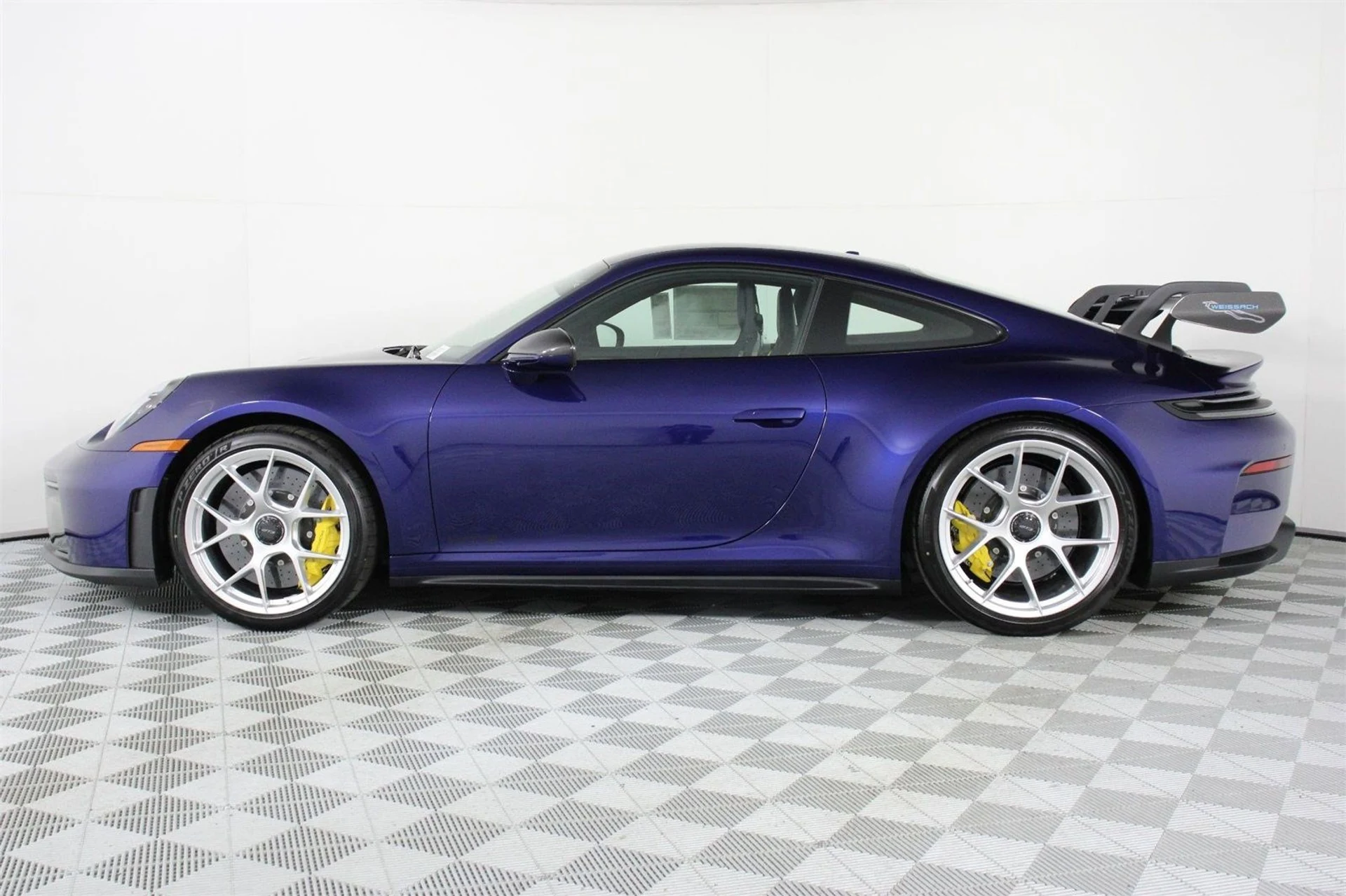 mph001_3905820227_f7600e8095c55ec3764b073957498cd6_3c9a4e4e56