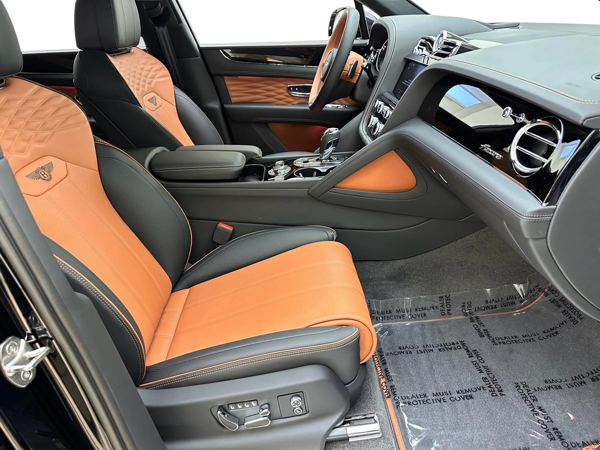 mph001_3910569081_Used_2024_Bentley_Bentayga_V8_1773982897_58a675069d