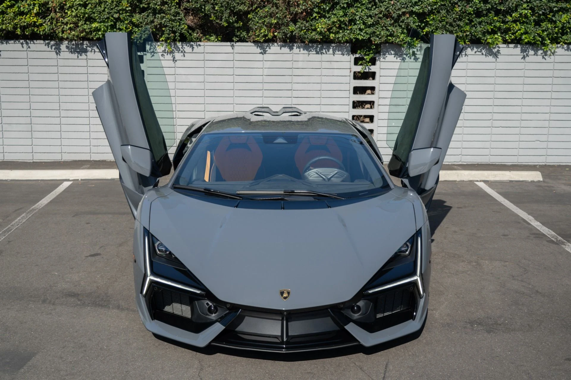 mph001_3915819012_Used_2024_Lamborghini_Revuelto_1755720584_30bfdbc97c