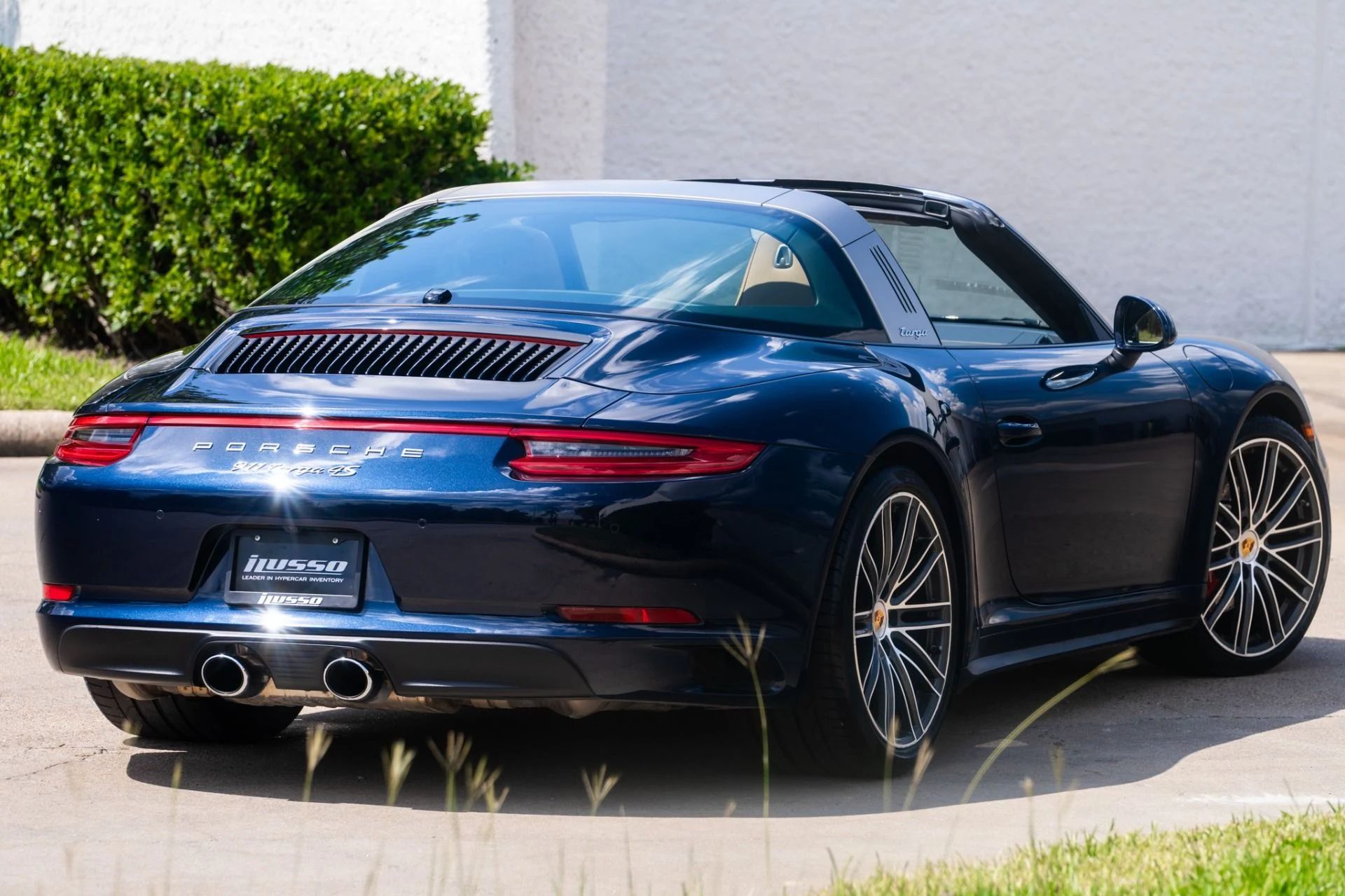 mph001_3921278672_Used_2019_Porsche_911_Targa_4_S_1759788517_487e1f0b2c