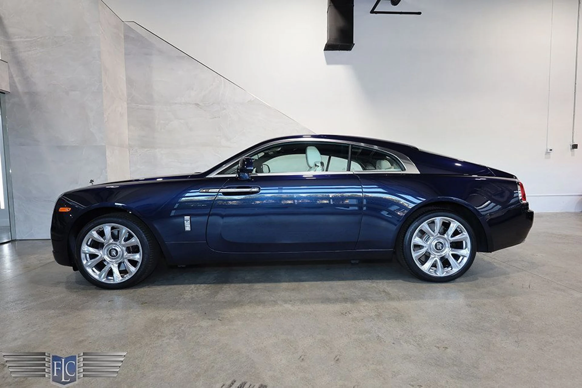 mph001_3921853012_used_2019_rolls_royce_wraith_coupe_9689_22959552_2_1024_9dfe42e1c0