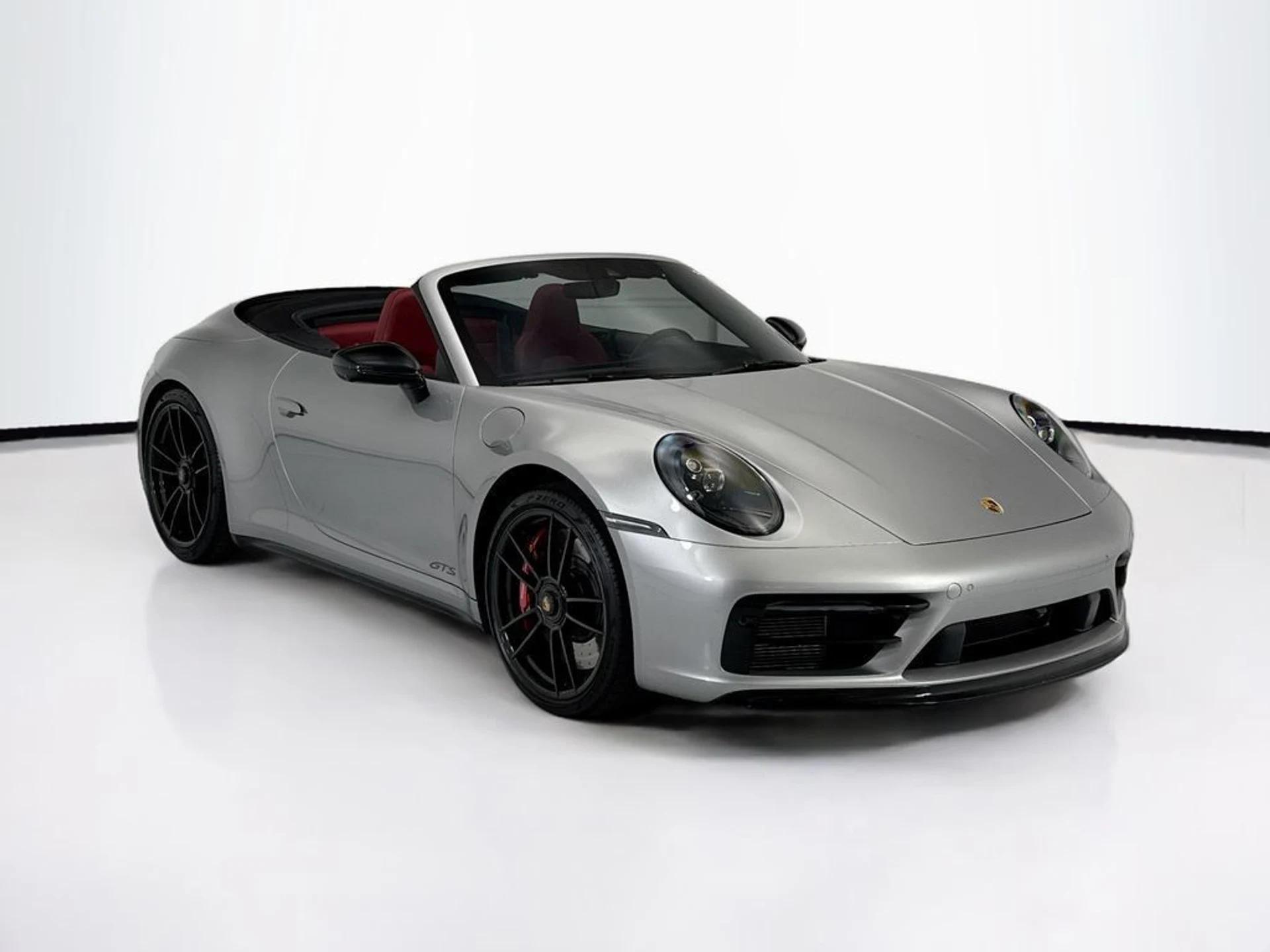 mph001_3938054110_used_2022_porsche_911_carrerascabriolet_8119_23027418_2_1024_6f71e13ae4