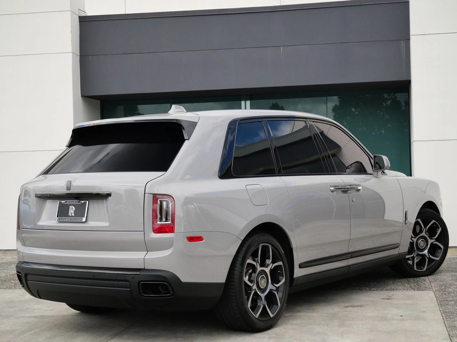 mph001_3943101036_c614821590adf74203d39454606a13b6x_af1e347252