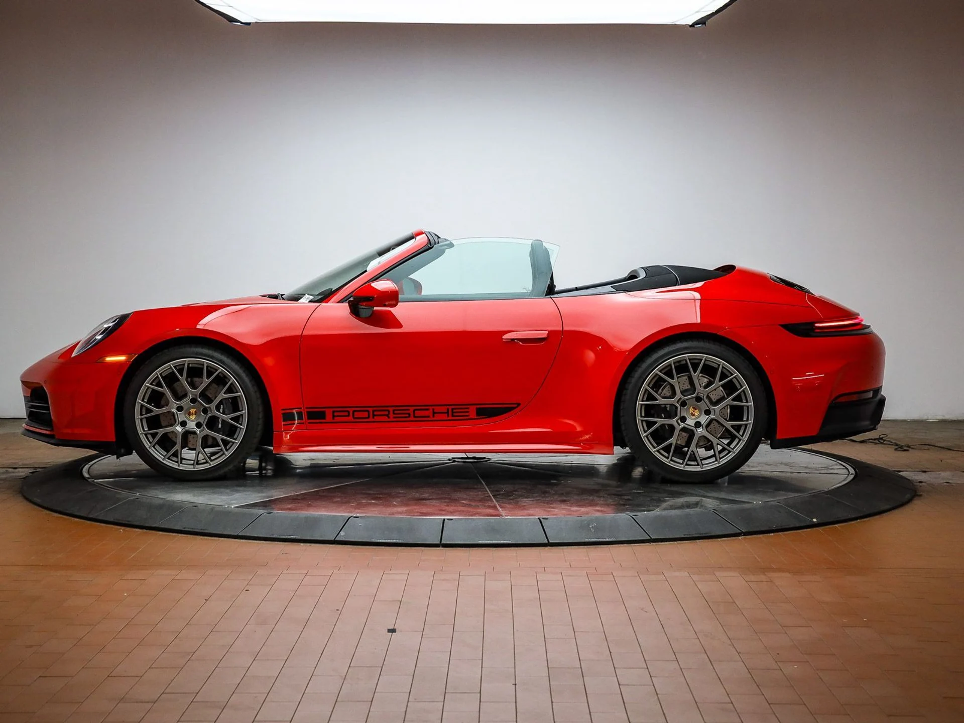 mph001_3950557431_fe1950f986da76981627f9d98640b117x_6e678b9a52