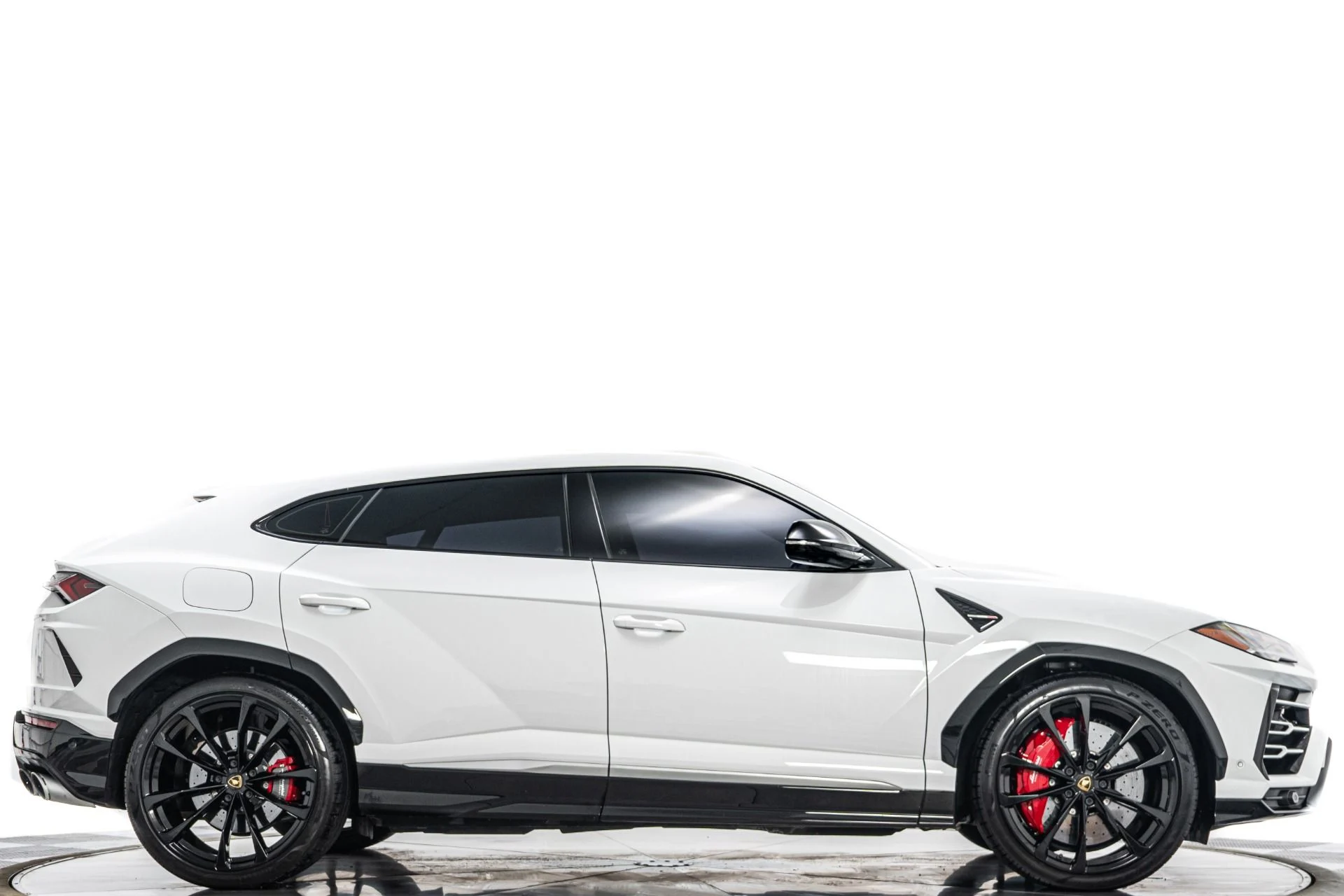 mph001_3962776031_Used_2021_Lamborghini_Urus_Bang_and_Olufsen_Audio_Two_Tone_Interior_641_Horsepower_1773860440_7fc565745a