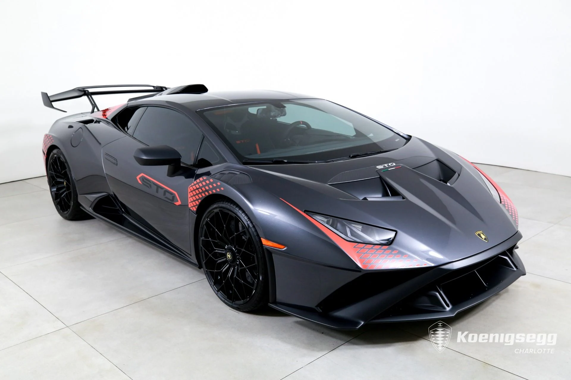 mph001_3969725333_Used_2022_Lamborghini_Huracan_STO_1761056337_f0c9a1b61e