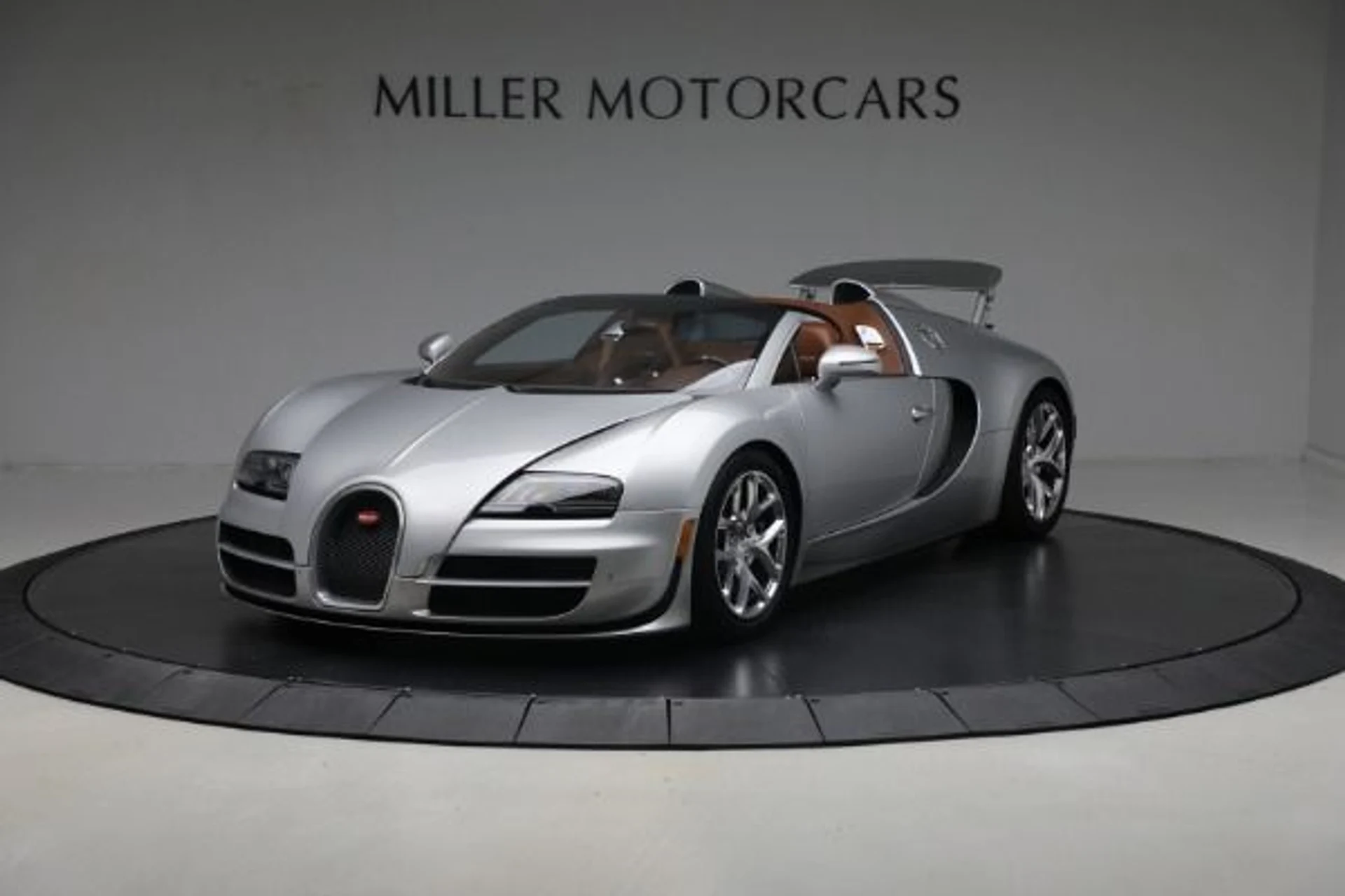 mph001_3989546366_Used_2015_Bugatti_Veyron_164_Grand_Sport_Vitesse_9c09a65132