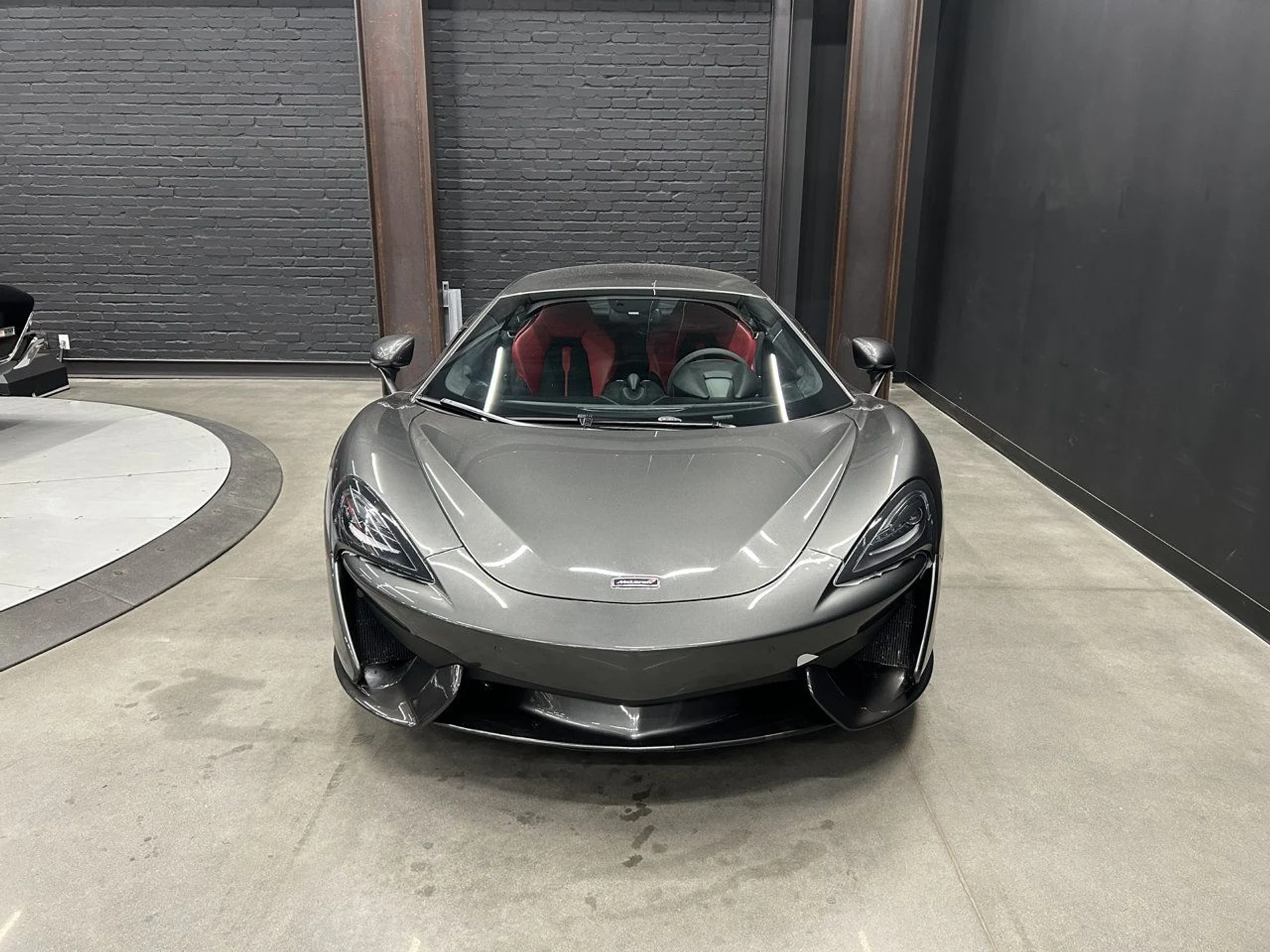 mph001_3989567664_mclaren_570s_2017_7c4f10ce95