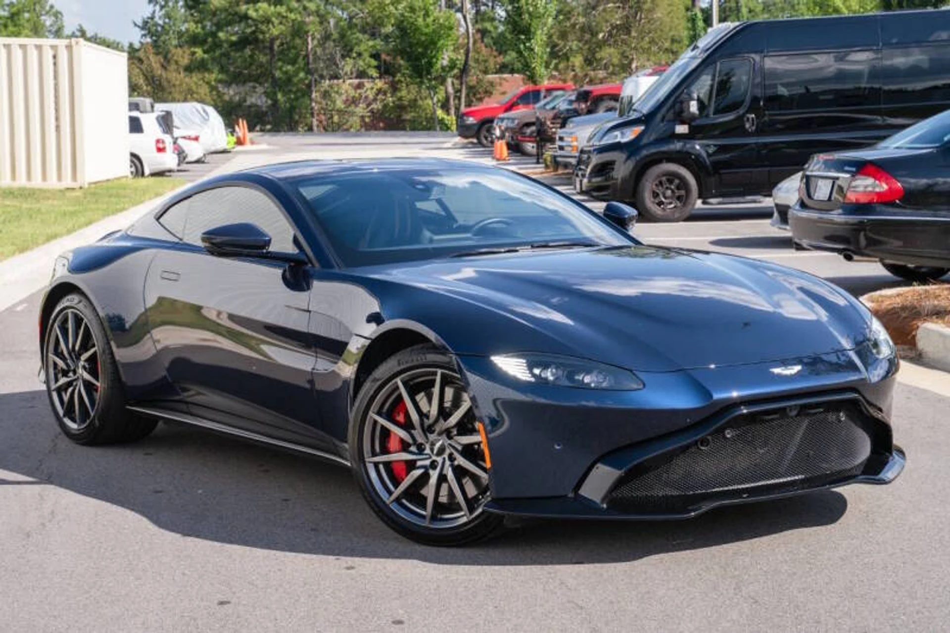 mph001_3991893262_2020_aston_martin_vantage_base_2dr_coupe_d372dbdd7e