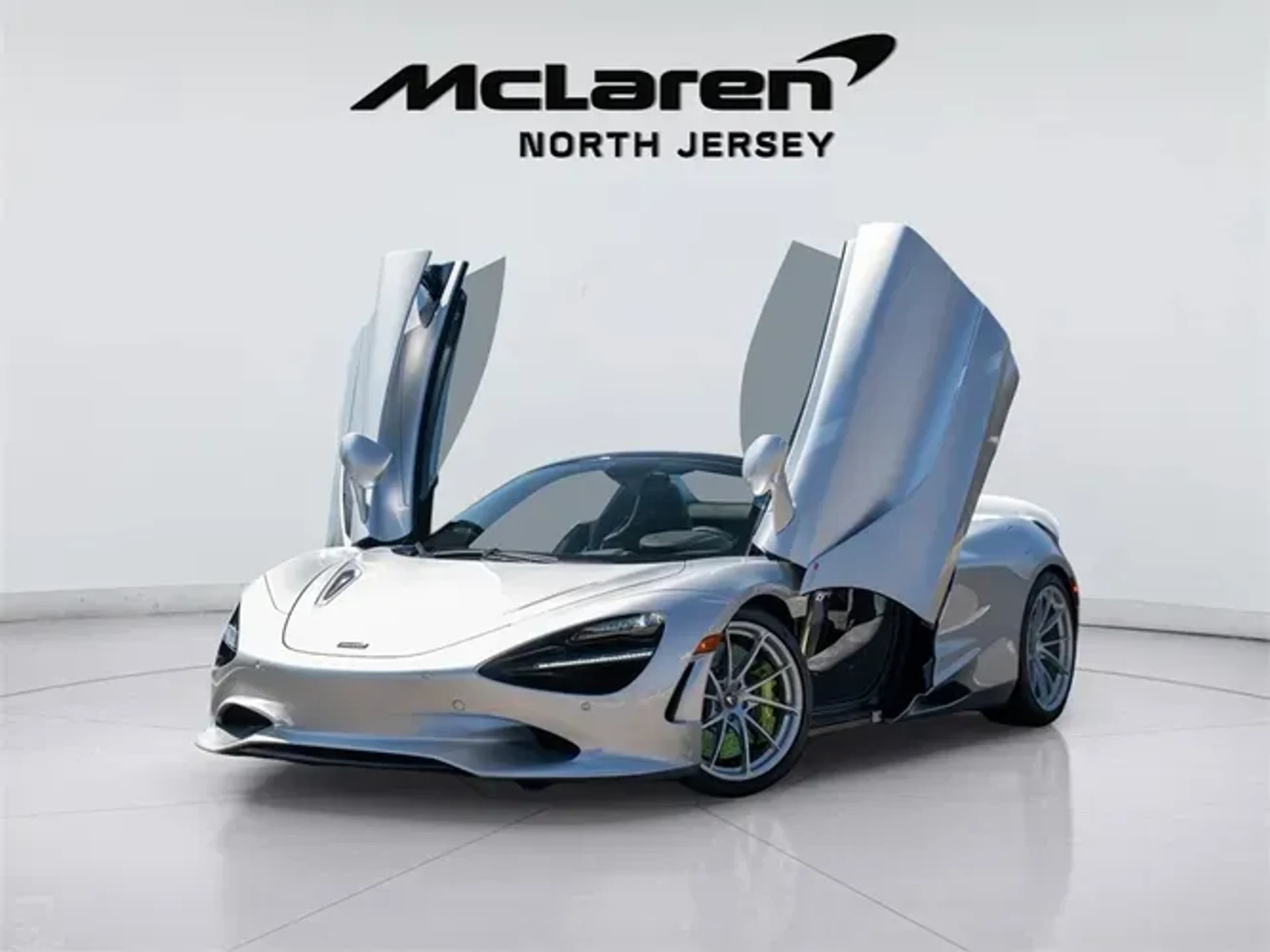 mph001_3992750926_uw_MVEO_4mo_A_Ecpxth_med_ad7a951474