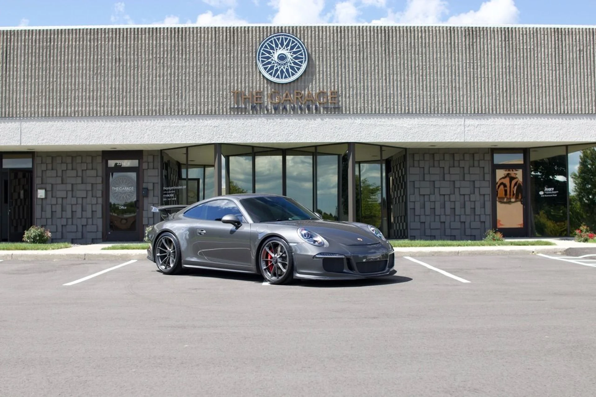 mph001_4007216380_Used_2014_Porsche_911_GT_3_1757358876_5fef85e18f