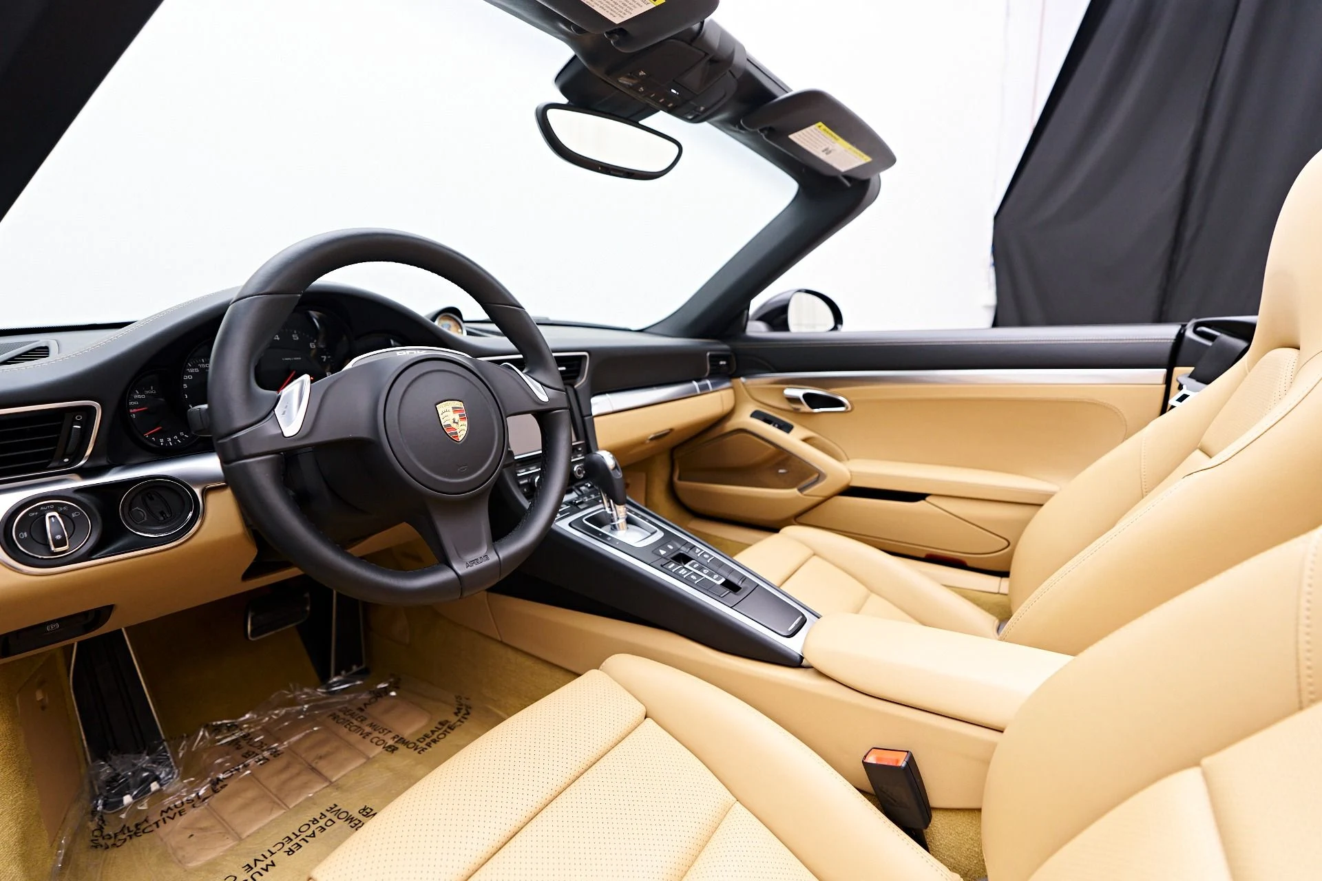 mph001_4018729256_Used_2015_Porsche_911_Carrera_1752707667_d44f5c3b16