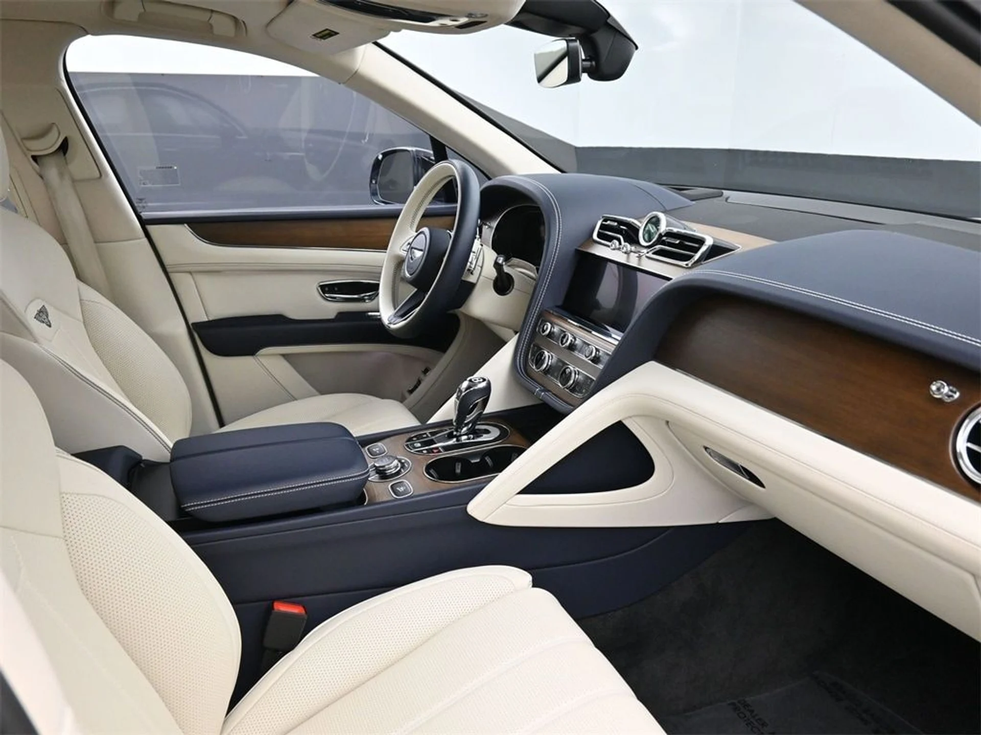 mph001_4019250755_a1f70576e8f5e40e89442fde0ee4a9efx_1e2cdb3a5a