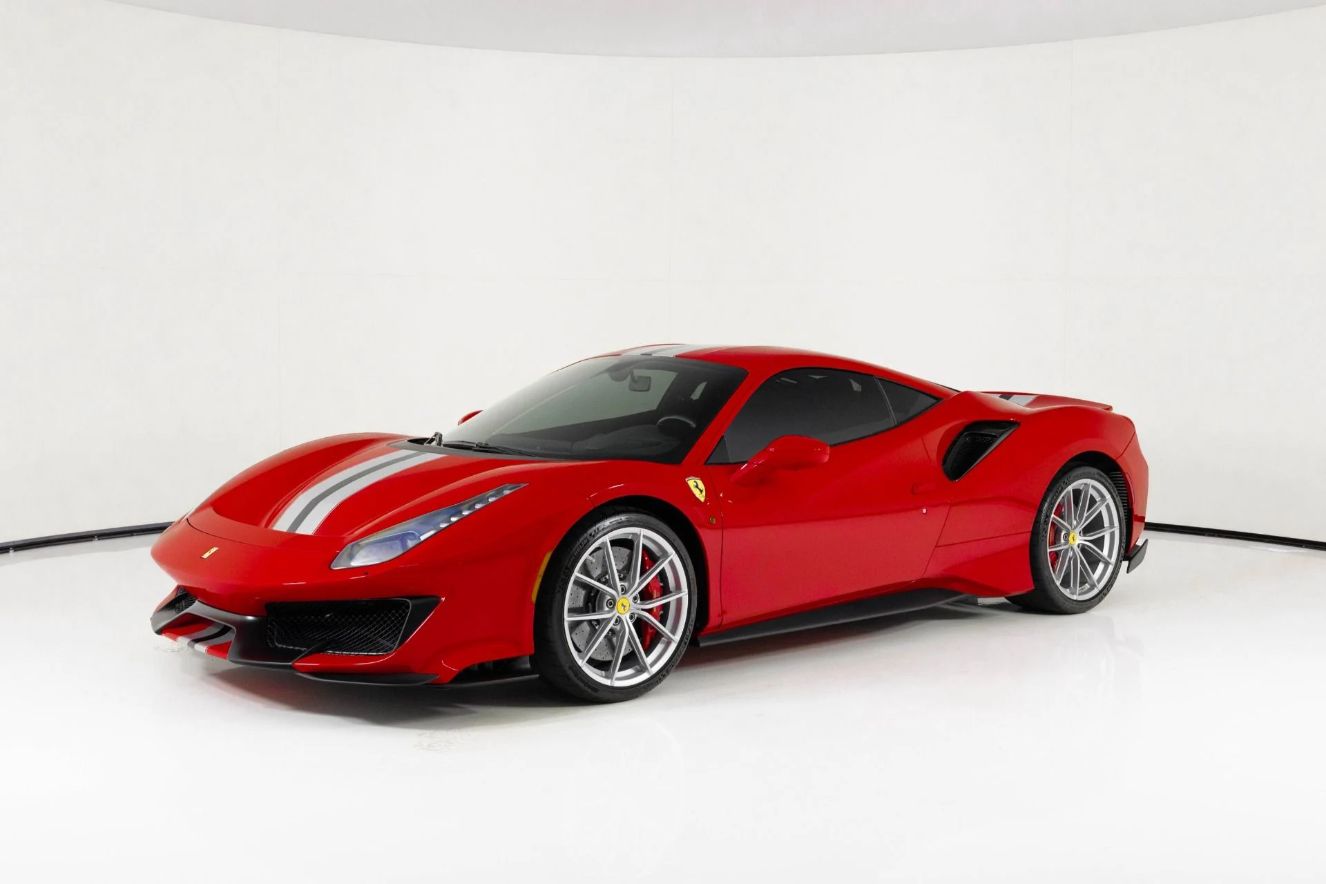 mph001_4021034238_Used_2019_Ferrari_488_Pista_1759781755_b7f7178bf5