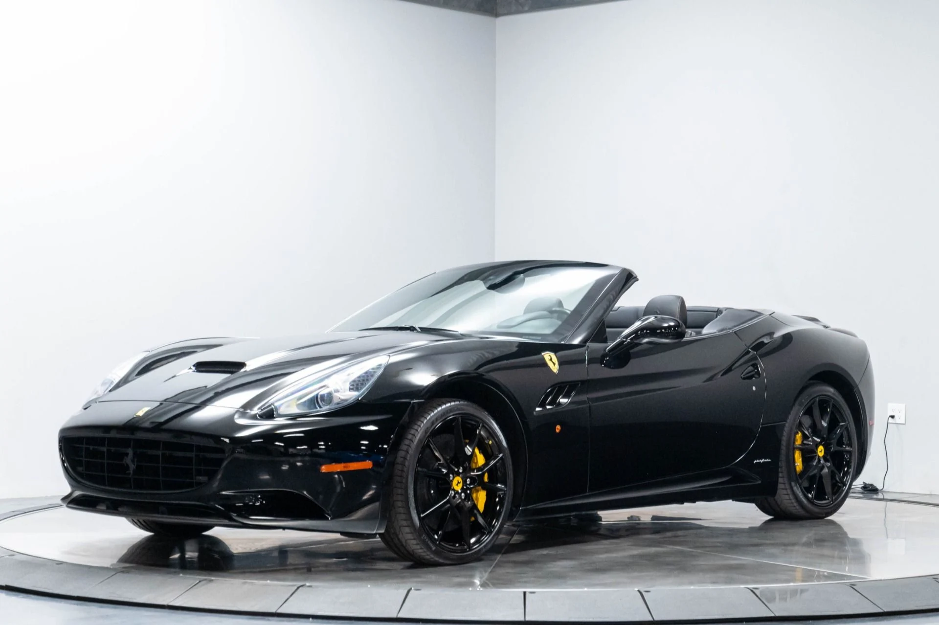 mph001_4028264373_Used_2013_Ferrari_458_Spider_Base_1787598178_37eb46088e