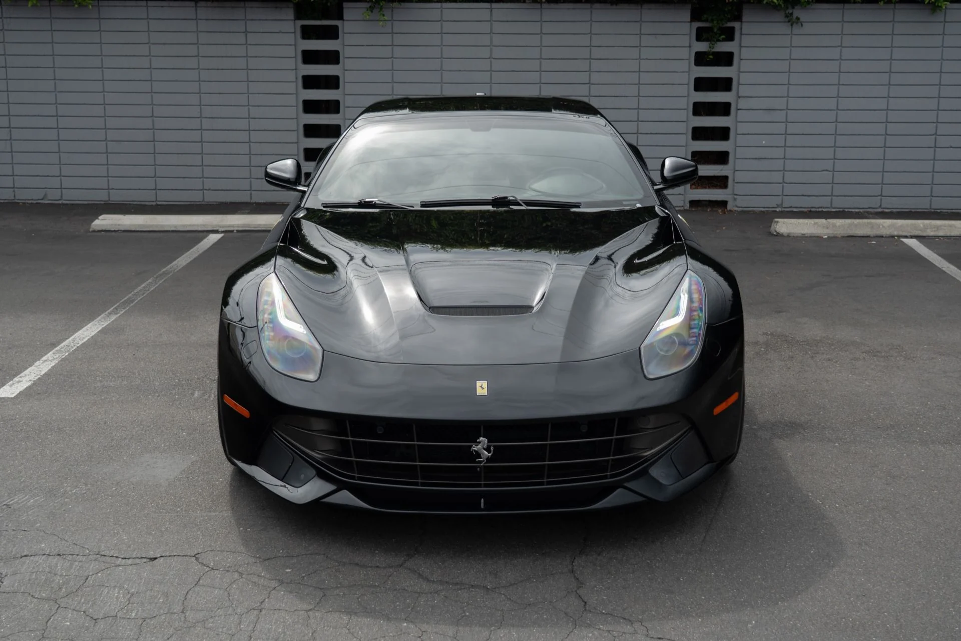 mph001_4028278108_Used_2014_Ferrari_F12berlinetta_1756490493_cca661dc21