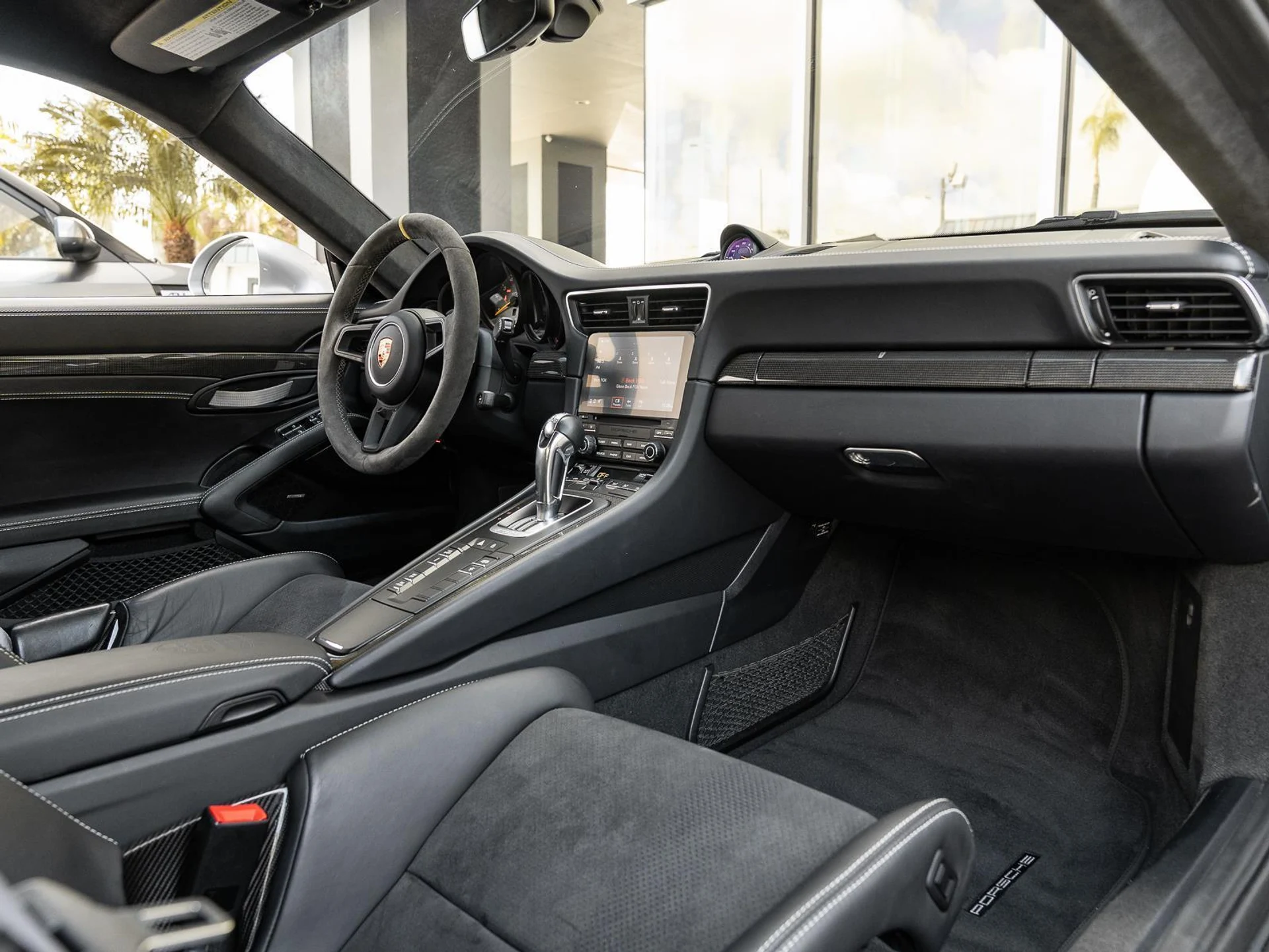 mph001_4036420018_Used_2019_Porsche_911_GT_3_RS_1771496236_be0bbf88b5