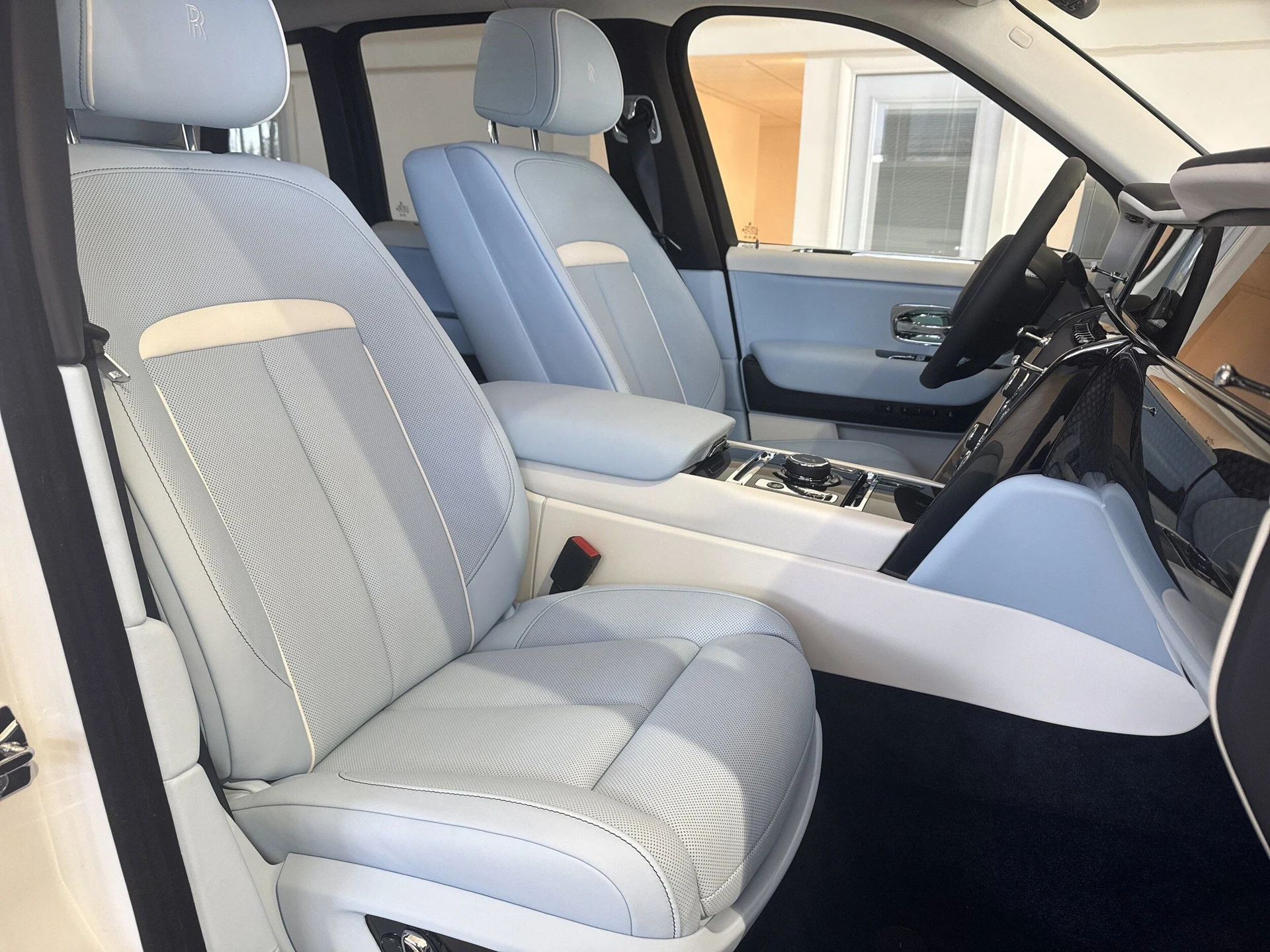 mph001_4044445313_84d2c2c56e994bbf613a549a1698ea98x_11d3e5fe10