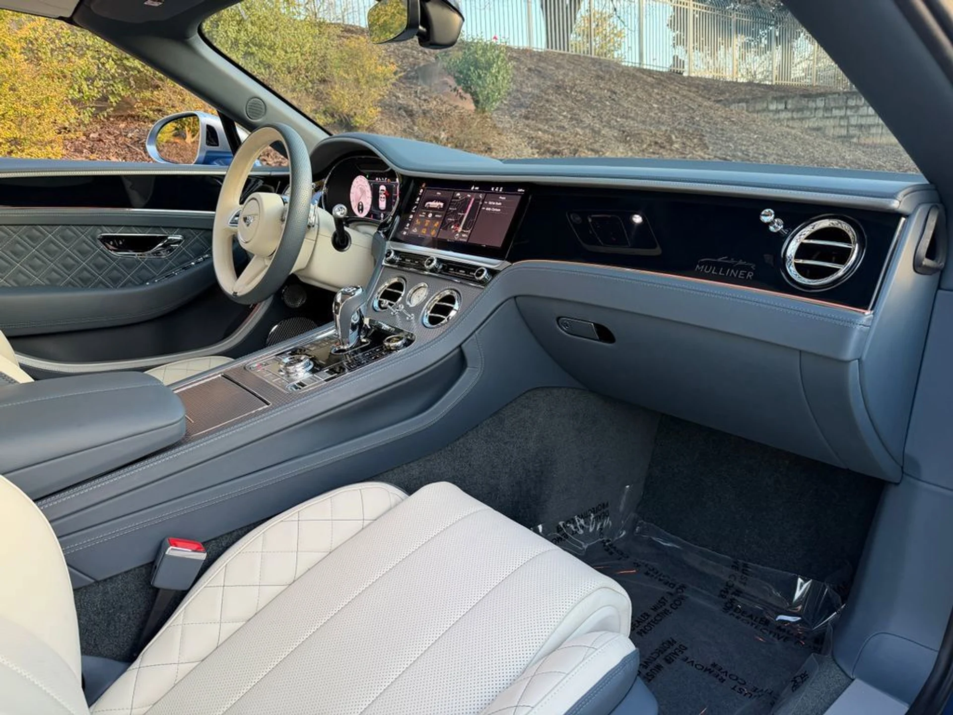 mph001_4047476847_b76176374d2940d2b30ef6db695ad8fd_065a86bd58