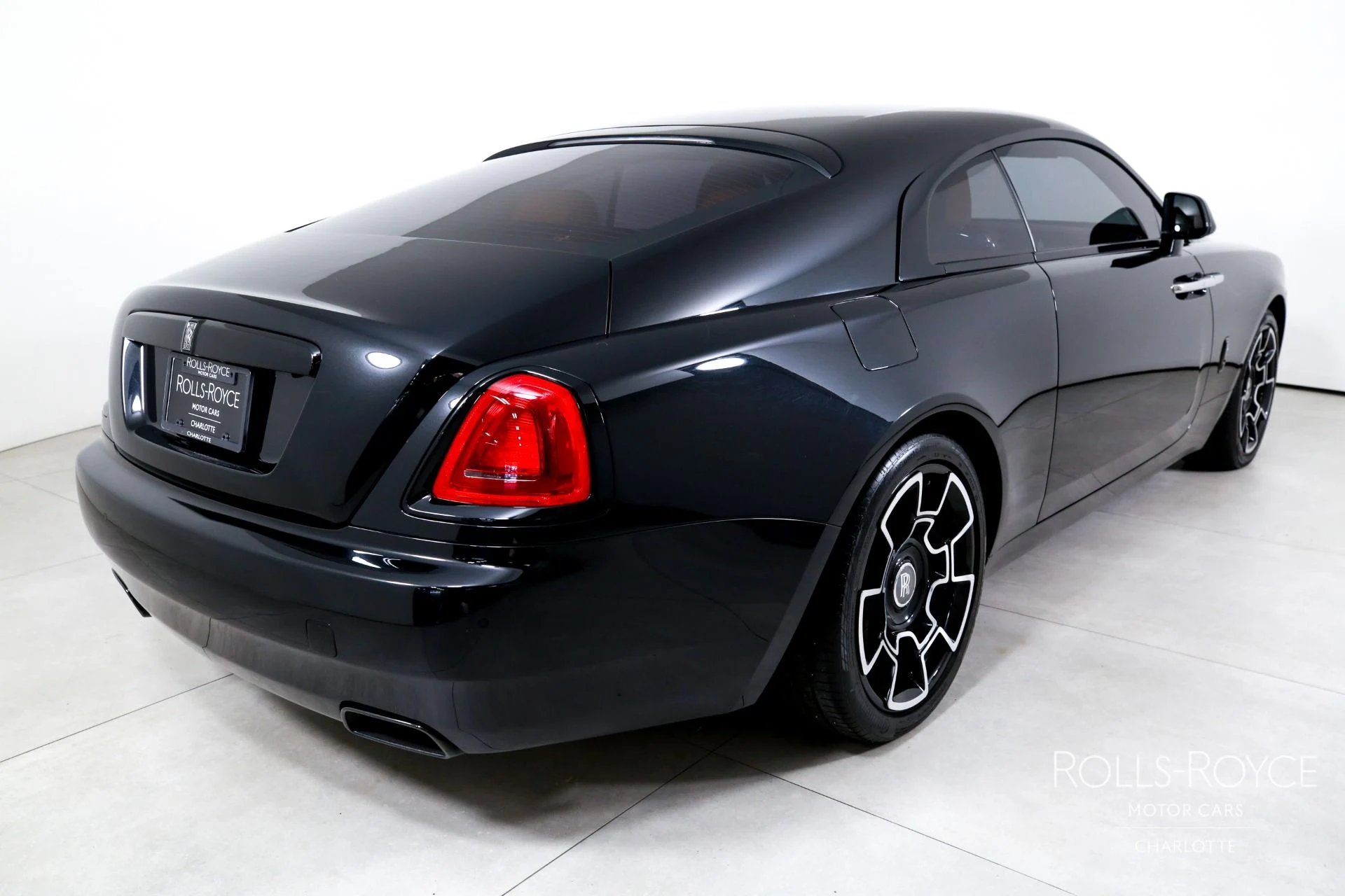 mph001_4064595657_Used_2021_Rolls_Royce_Wraith_Black_Badge_1789145423_e95adc8505