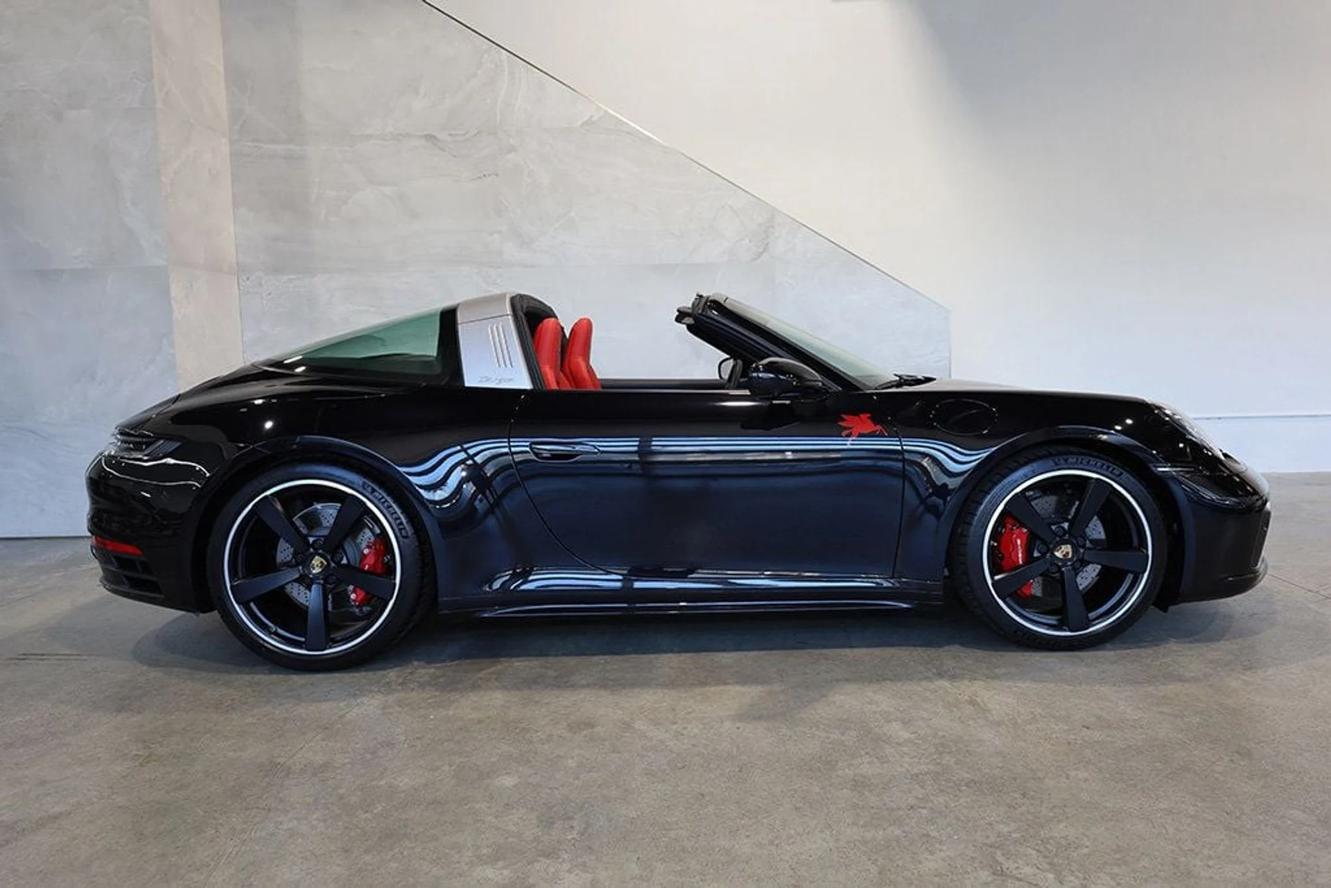 mph001_4067118775_used_2024_porsche_911_targa4s_9689_22903076_2_1024_cdcde1bab7