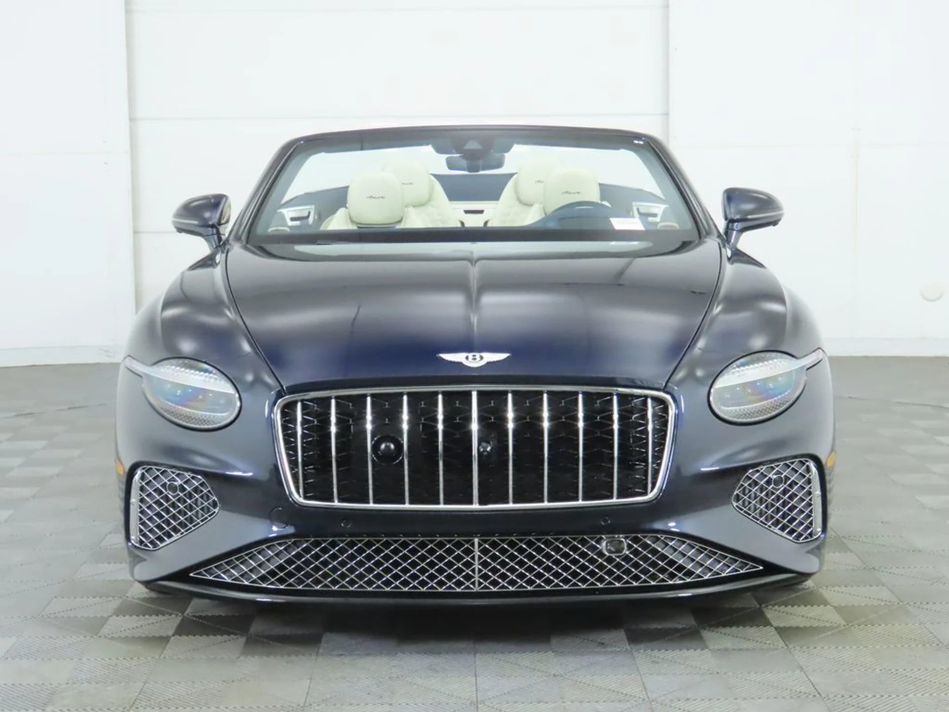 mph001_4074604143_new_2026_bentley_continental_gtc_8119_22946843_2_1024_1207497c7b