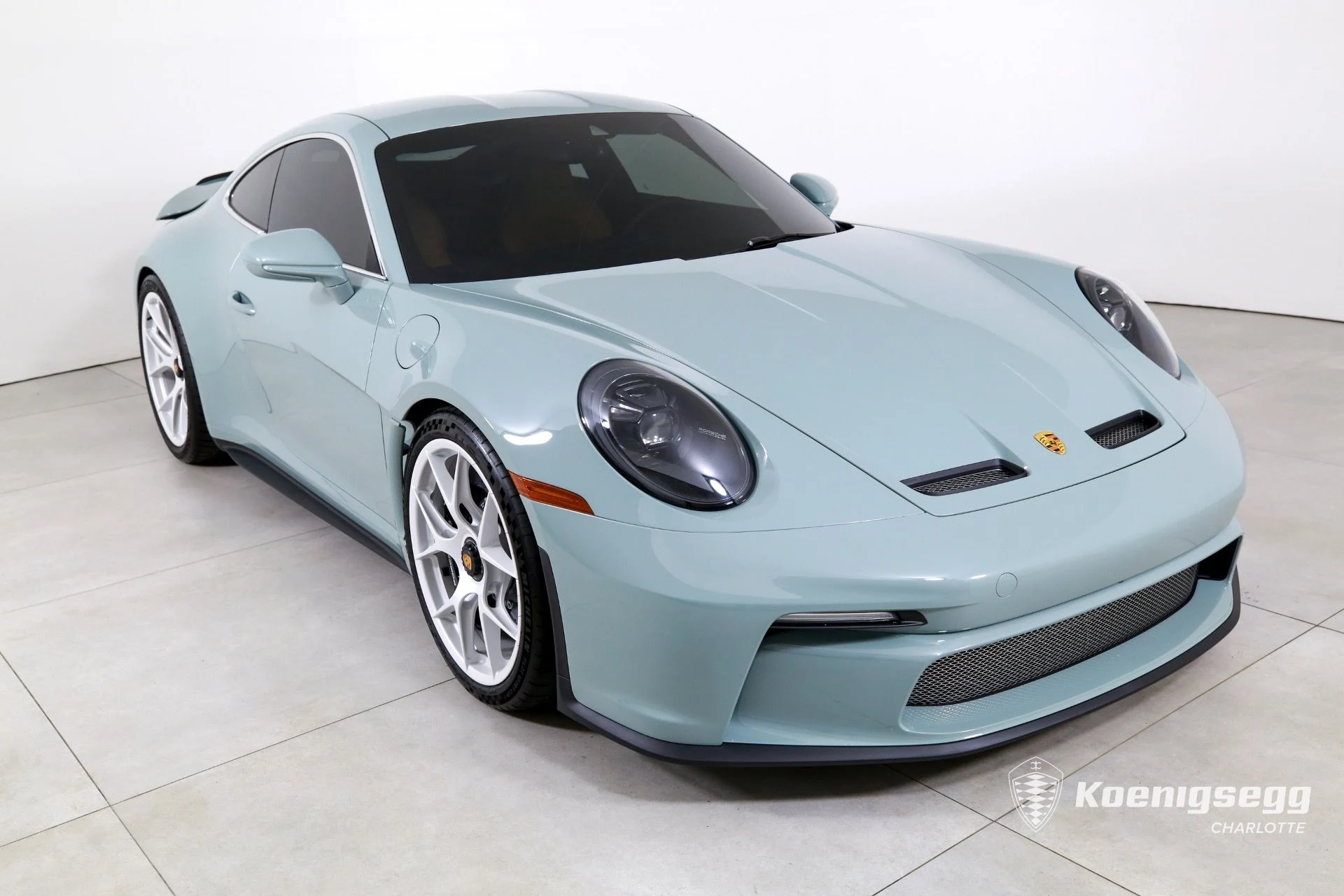 mph001_4075096591_Used_2024_Porsche_911_ST_1756310136_d6fd6fe8e0