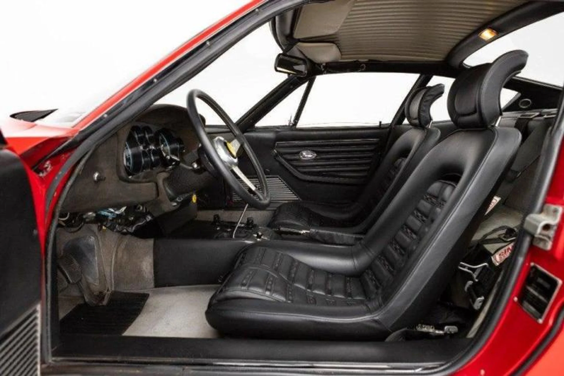 mph001_4078223100_Used_1971_Ferrari_365_GTB_4_1772313312_4e8ab6ec02