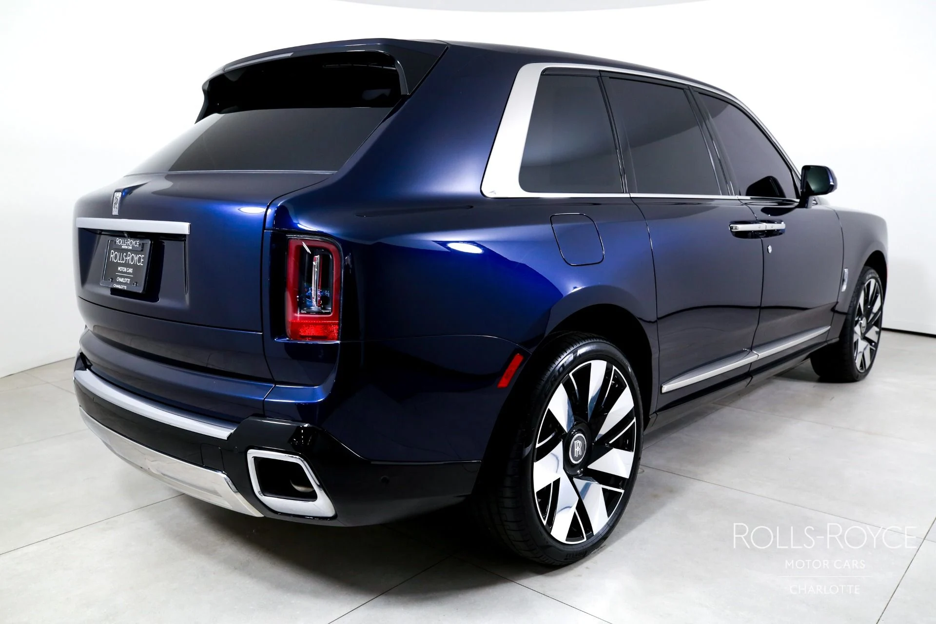 mph001_4082044019_Used_2025_Rolls_Royce_Cullinan_1789143669_da015912b9