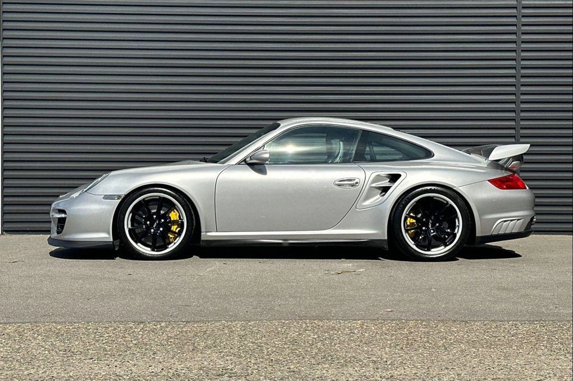 mph001_4087516598_l_V_Vomo_Bxu_IK_Hk_K6n3h_C8im_B814_8f338b3a01