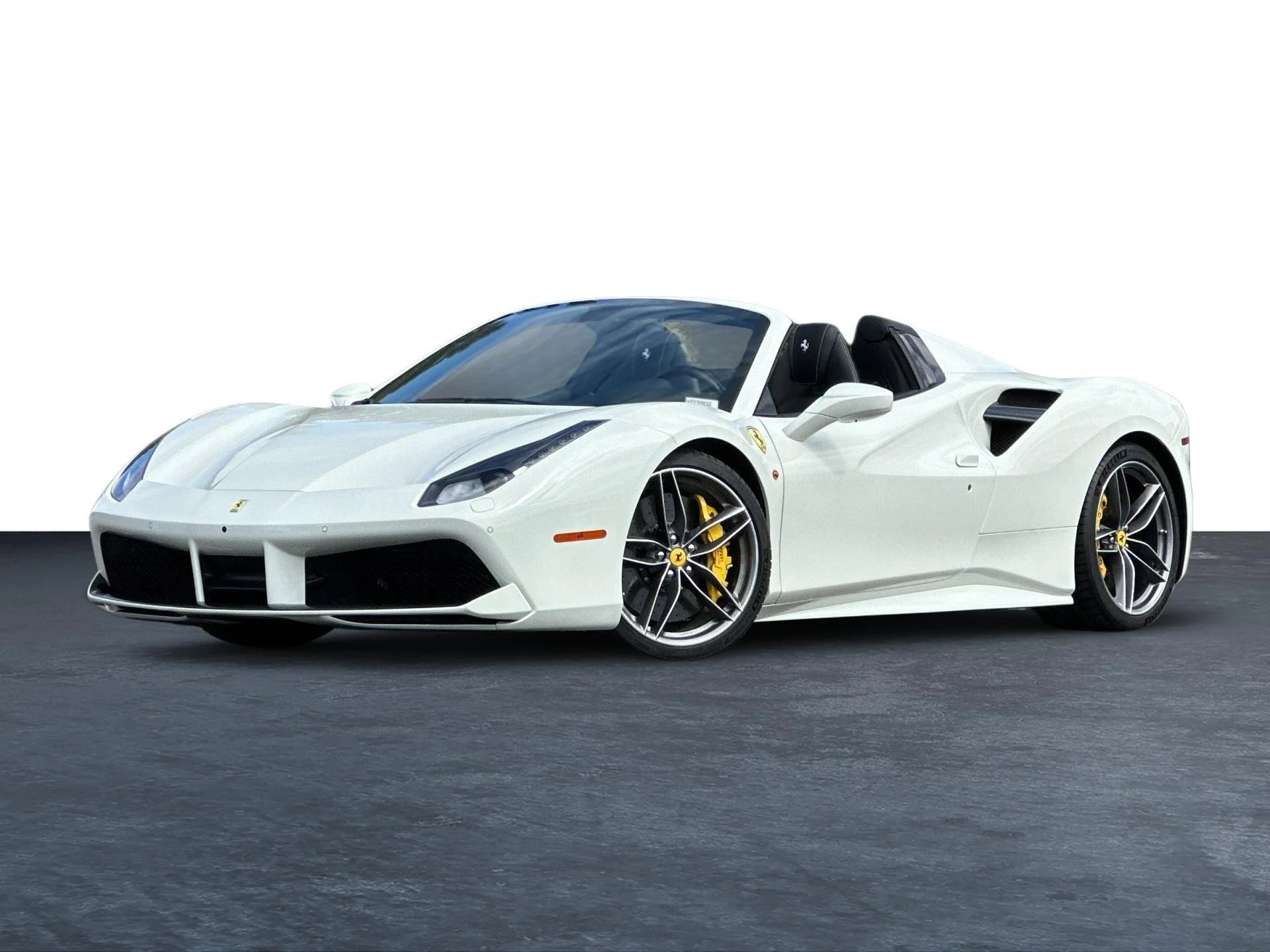 mph001_4106133382_Used_2018_Ferrari_488_Spider_1776240638_9acf9c8fc2