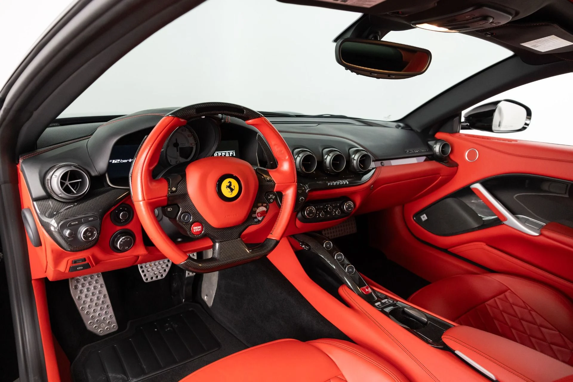 mph001_4106819315_Used_2014_Ferrari_F12berlinetta_1784559579_685674e04c