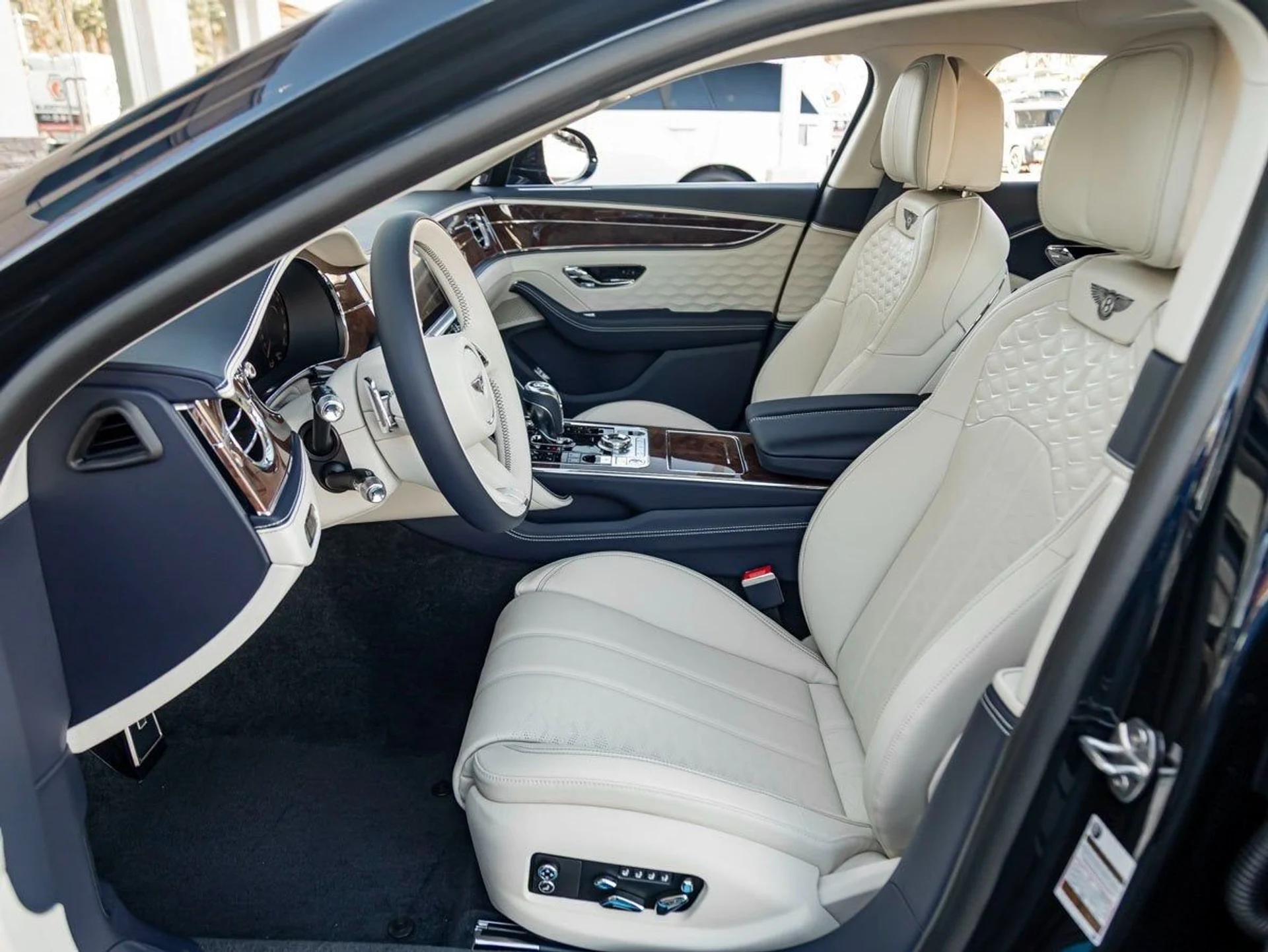 mph001_4109117203_2_10f2d1edf2