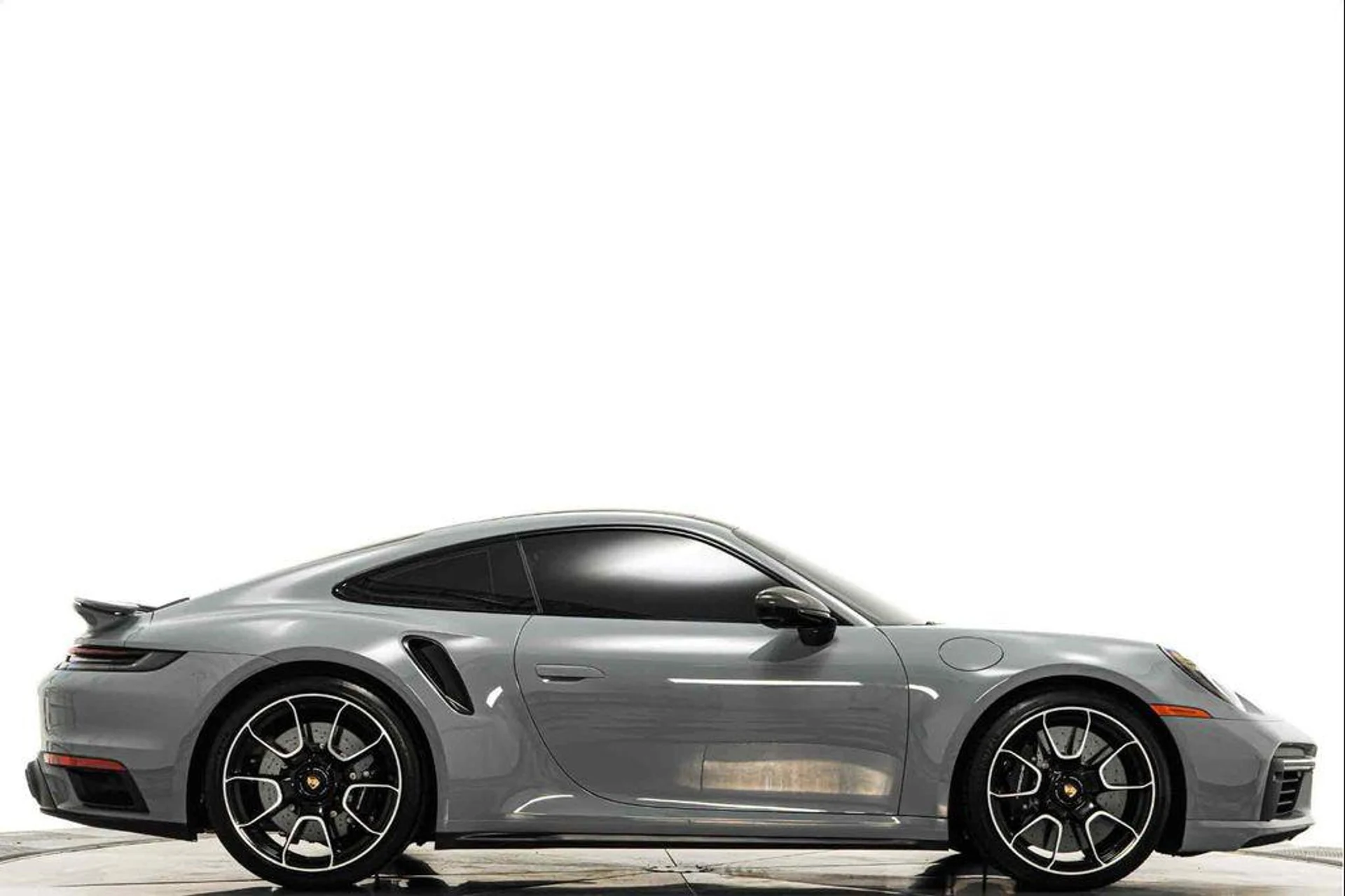 mph001_4137523423_Hnhii7t_GWX_1r_UD_Ye_G7_F6_RCJ_Zmo_3999e90297