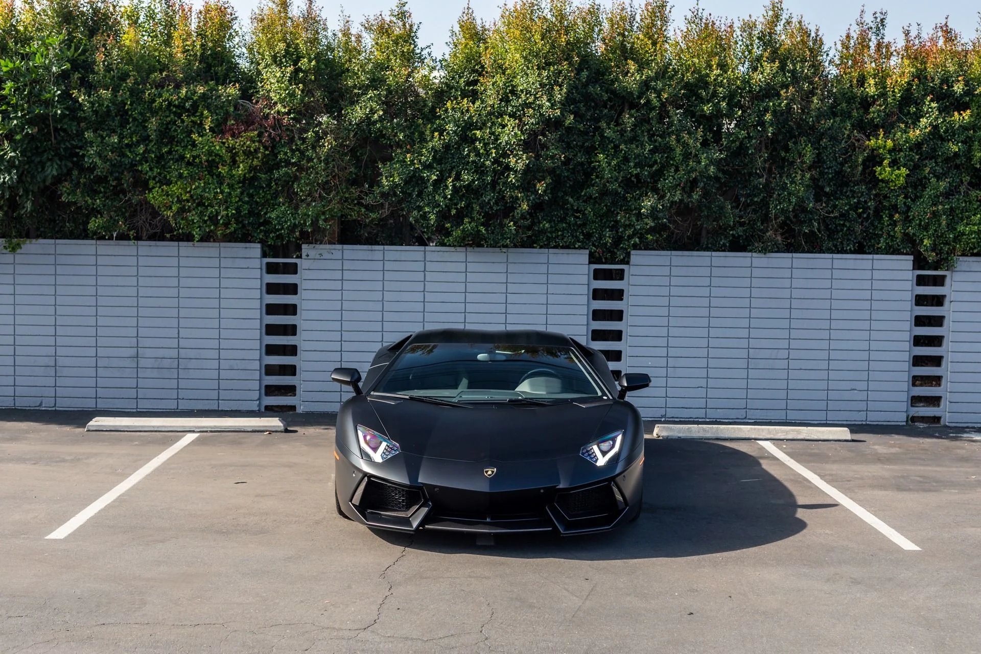 mph001_4138693560_Used_2014_Lamborghini_Aventador_LP_700_4_1776699950_42c71c4e31