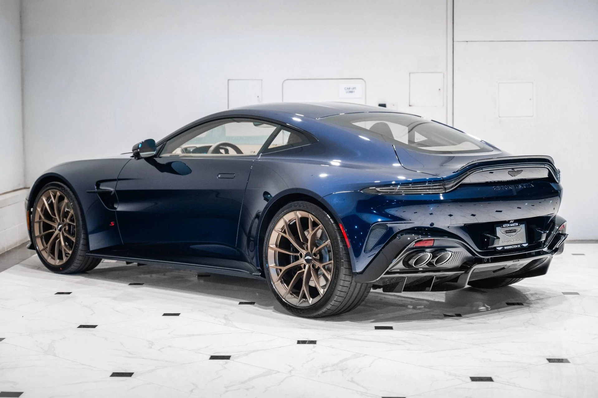 mph001_4143135982_New_2026_Aston_Martin_Vantage_S_1778078378_3804ba2601