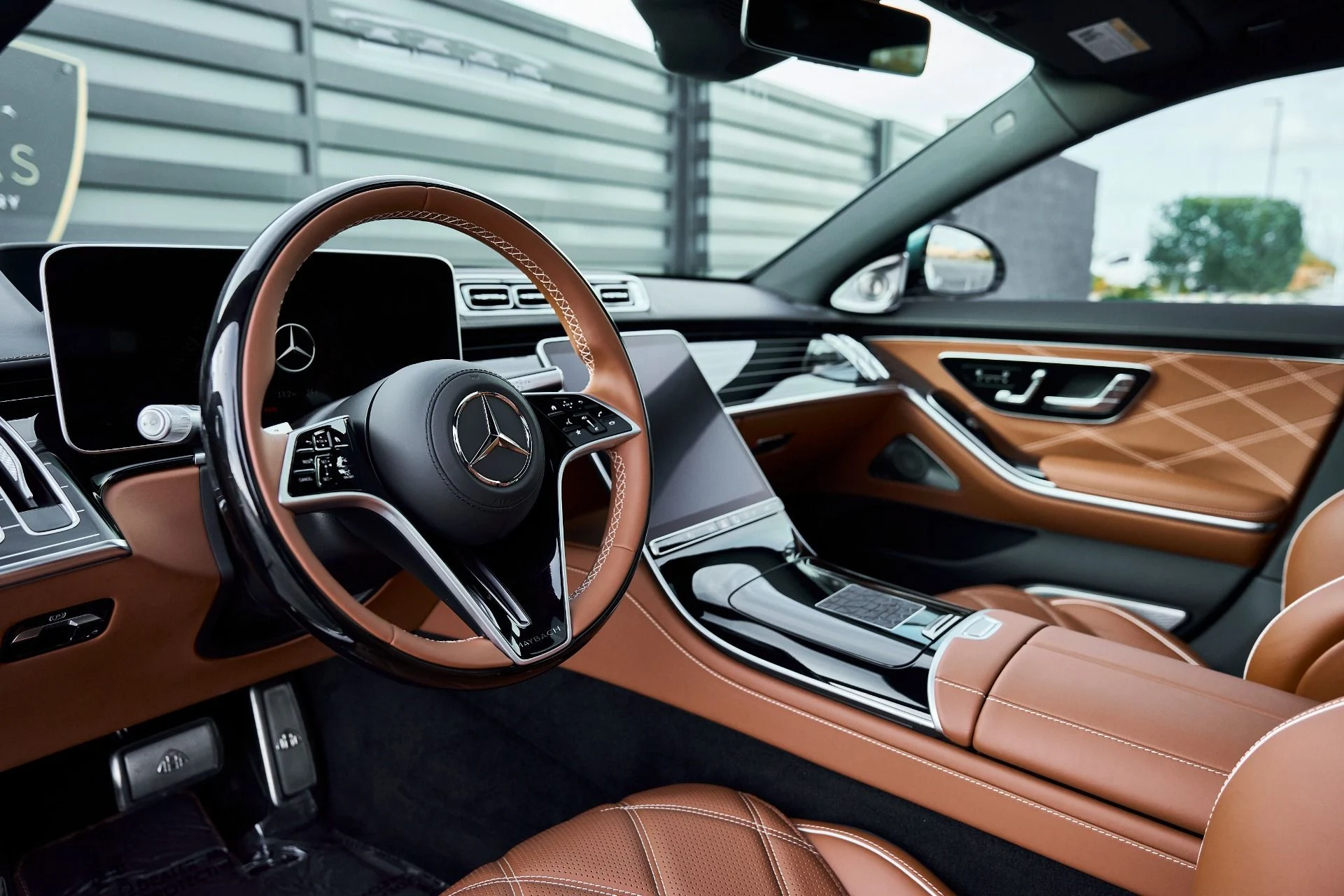 mph001_4148227760_Used_2026_Mercedes_Benz_S_Class_Maybach_S_680_1769716613_4c53168414