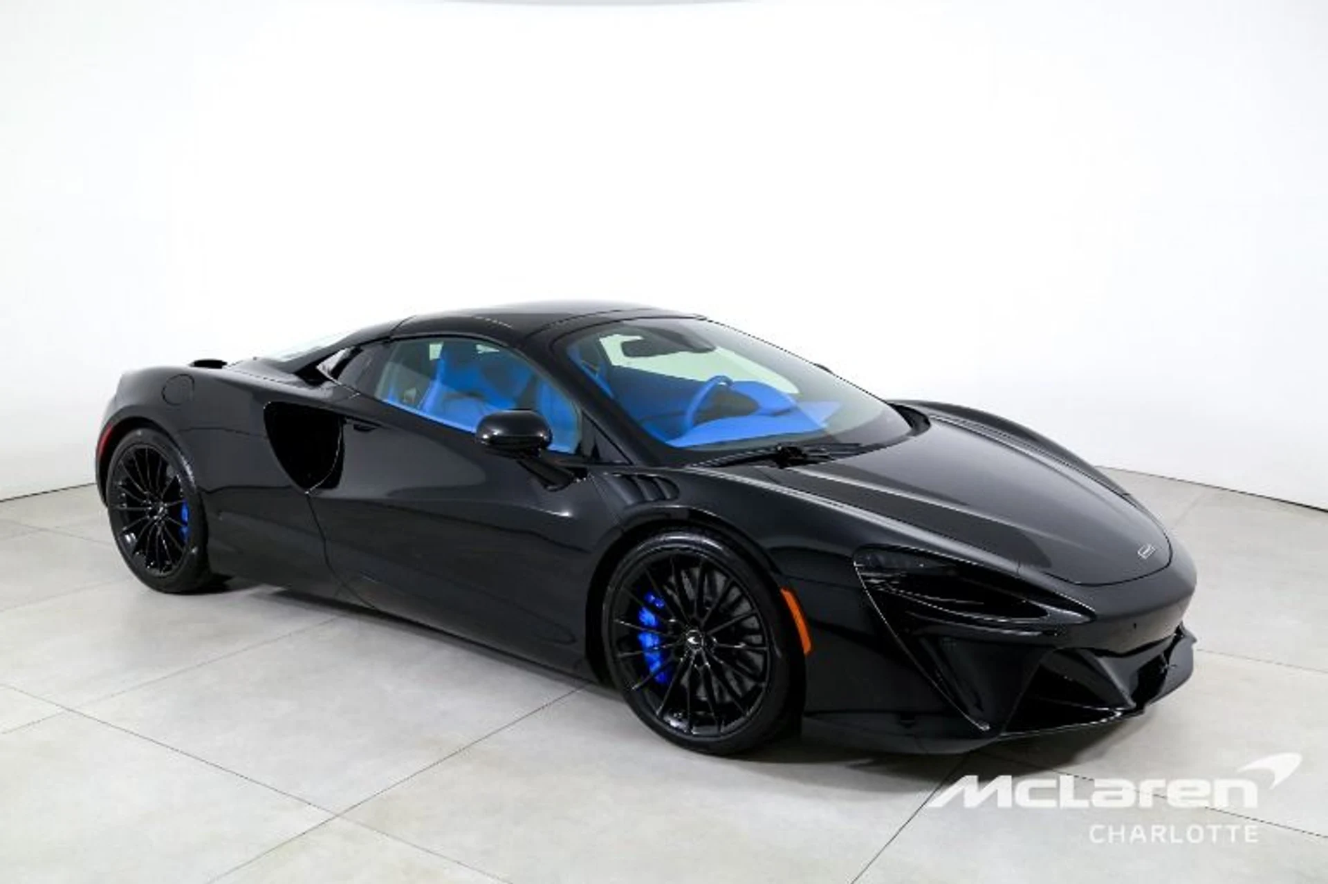 mph001_4152480019_New_2025_Mc_Laren_Artura_Spider_e16f7a0369