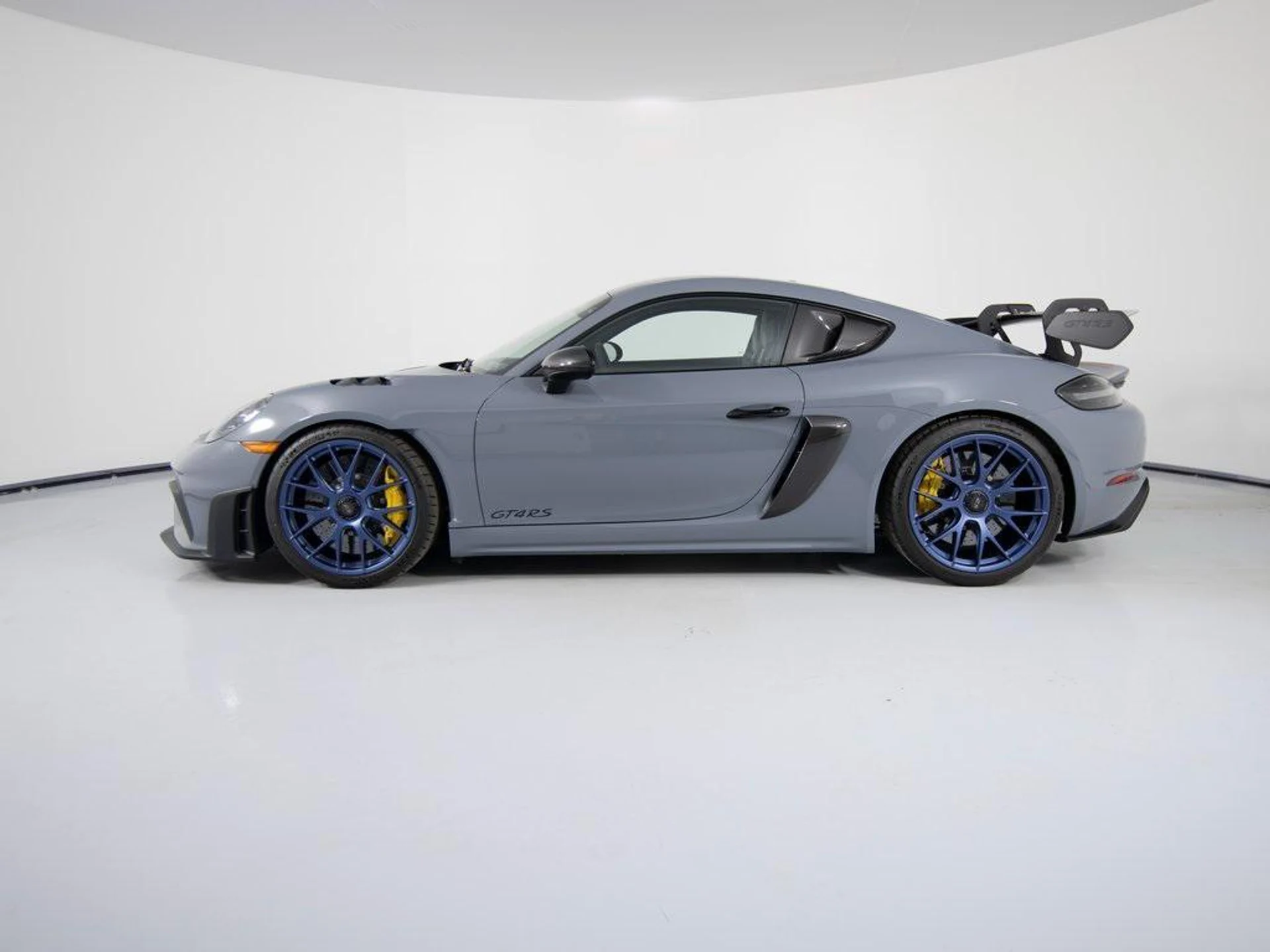 mph001_4154021635_da_Wx_O2_Jq0_Bb_QXW_w5_U6_H_Pf1uf80_bda0036923