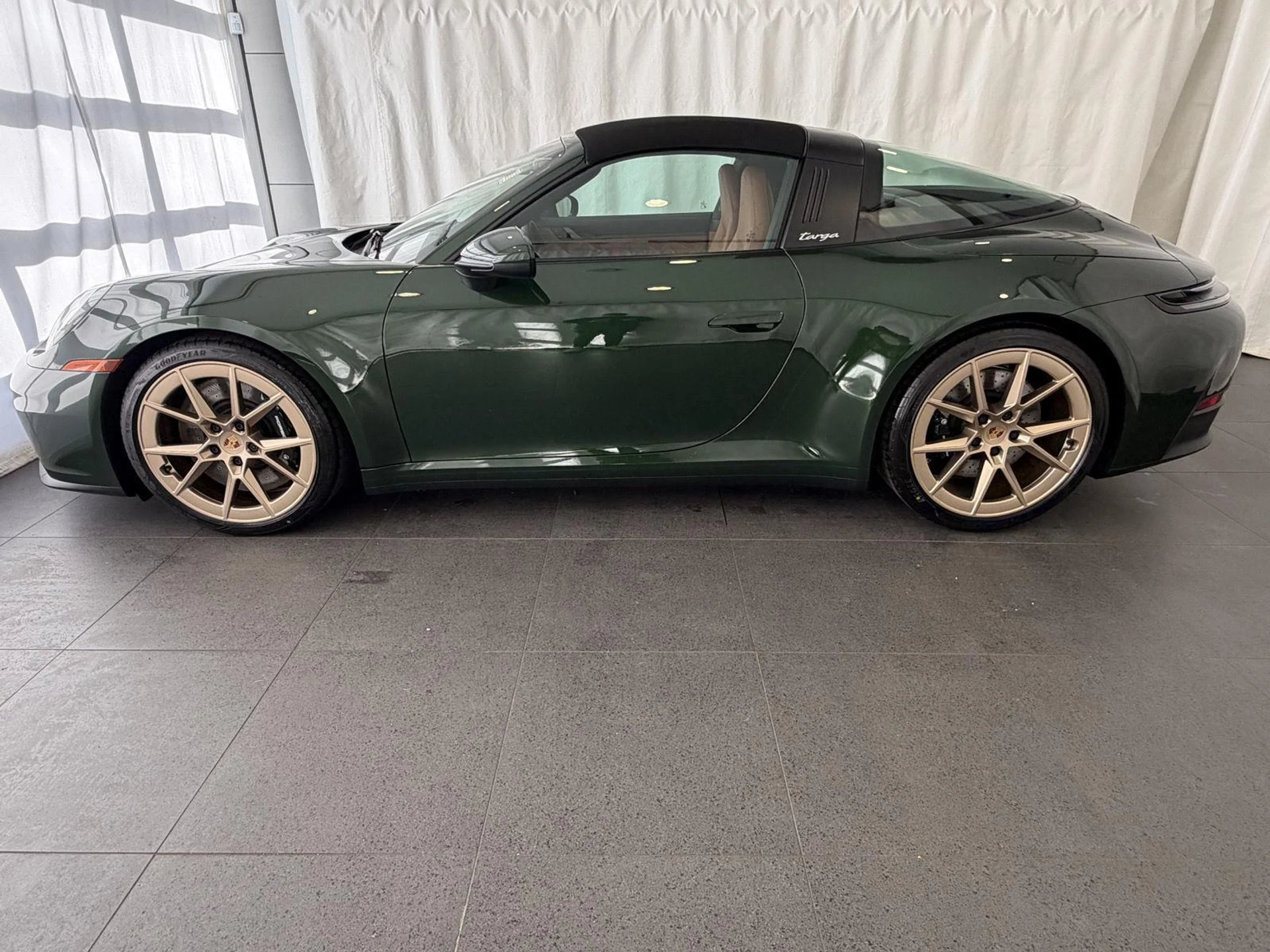 mph001_4156623139_6df5205c6ab1f8e074f311fe09dbf0efx_7a8f0f1f28