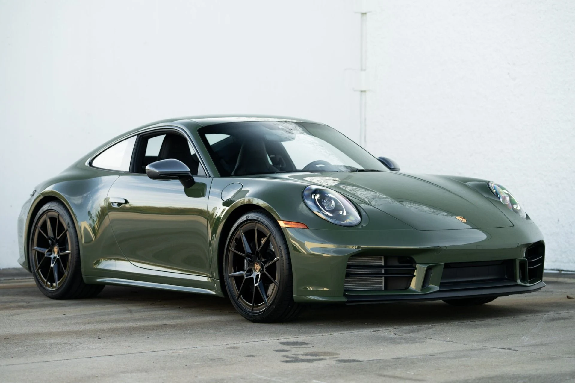 mph001_4162595045_Used_2026_Porsche_911_Carrera_T_Carrera_T_1768259325_4480106f12