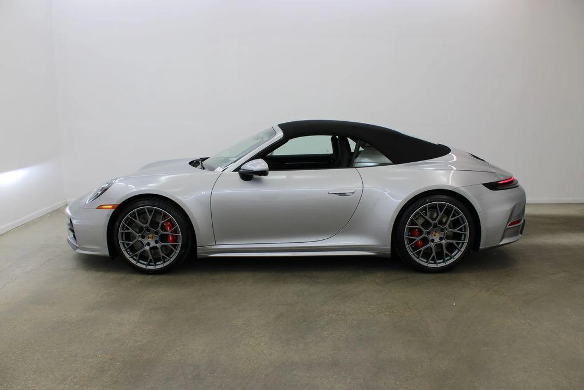 mph001_4165401290_VG_Mm_Hs5q_Aiuzd_K_I_Wyhy_KFFPC_M_8d6d380e5d