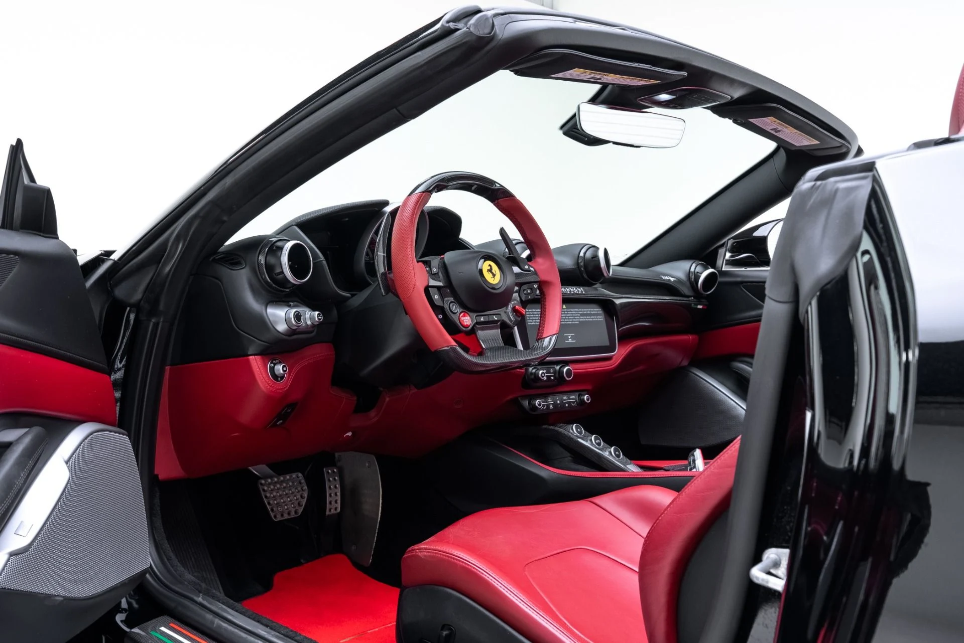 mph001_4167495486_Used_2019_Ferrari_Portofino_1773084196_98bedfd196