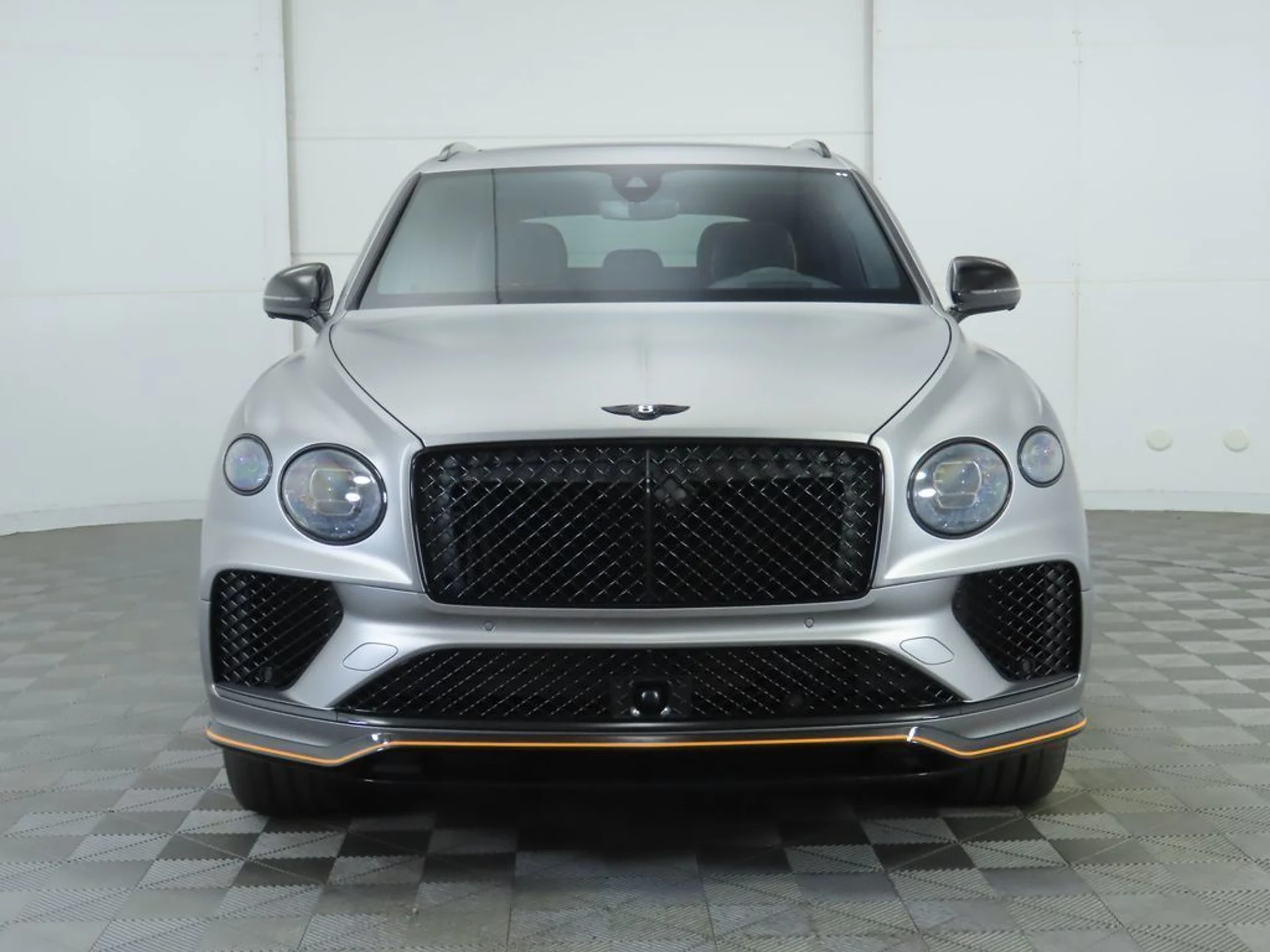 mph001_4173782689_used_2024_bentley_bentayga_v8awd_8119_22892488_2_1024_25538e9625